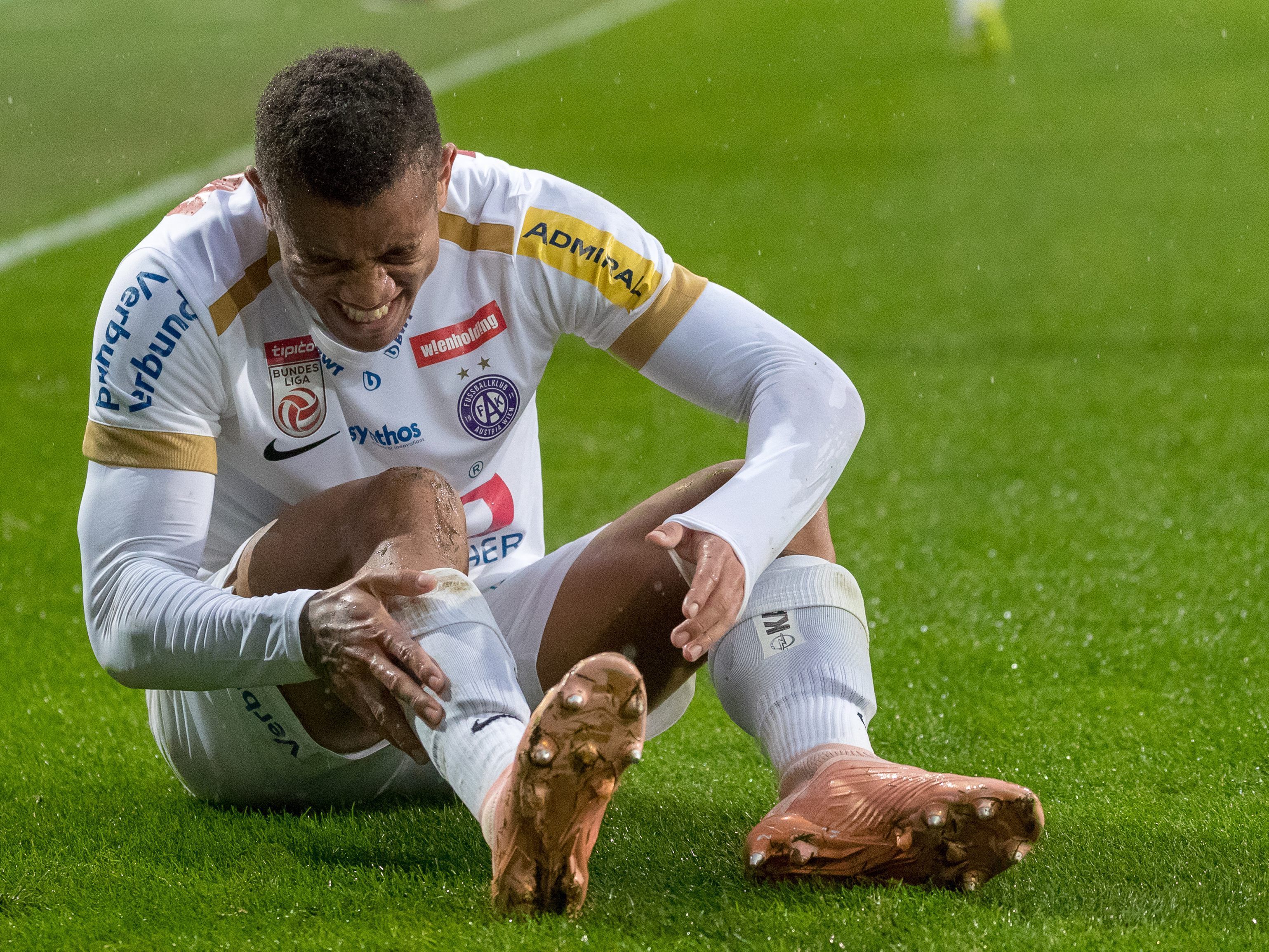 Entwarnung beim Austria Wien-Verteidiger Igor.