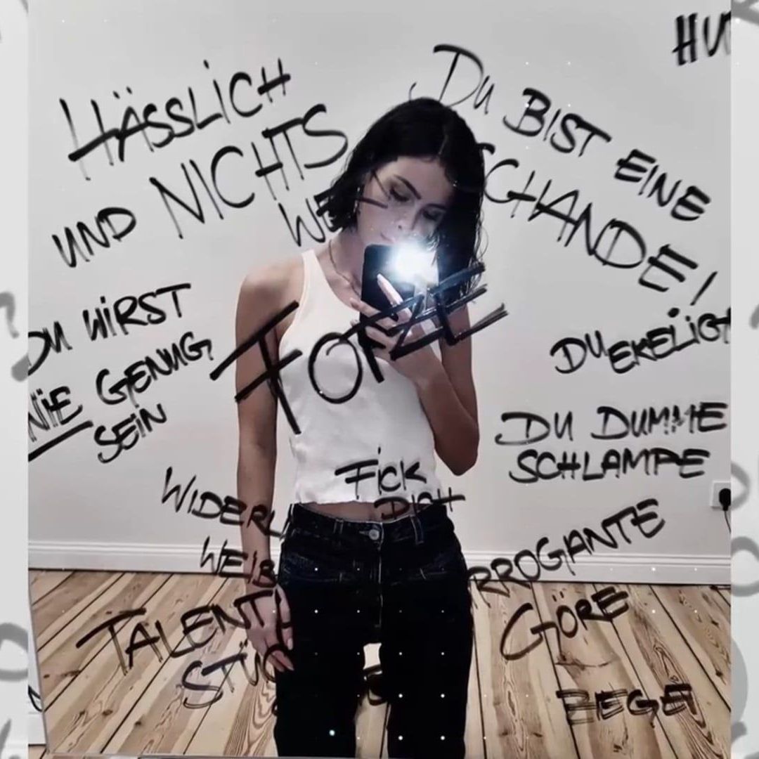 Deutsche Popsängerin und ESC-Gewinnerin machte Beschimpfungen öffentlich