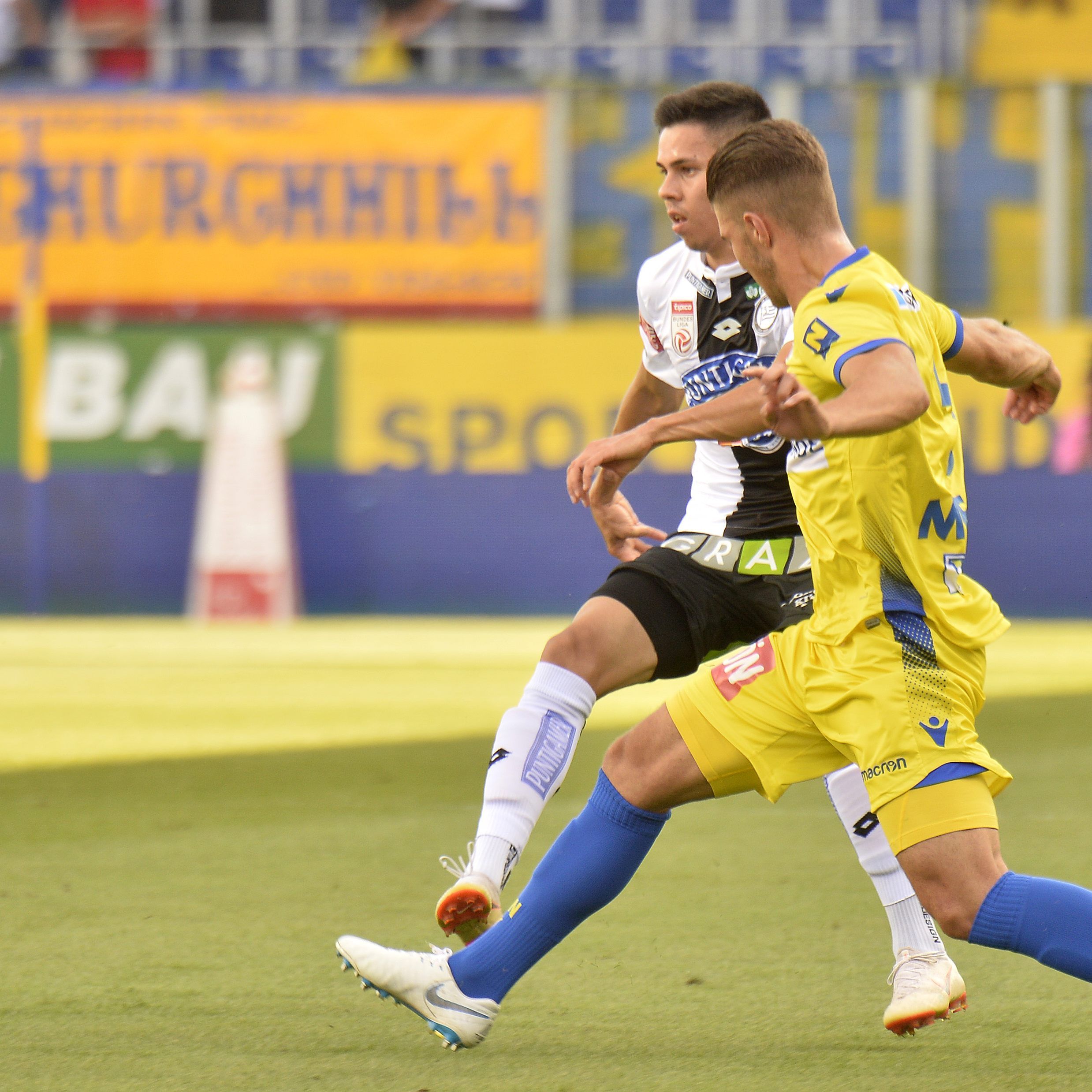 LIVE-Ticker zum Spiel Sturm Graz gegen SKN St. Pölten ab 17.00 Uhr.