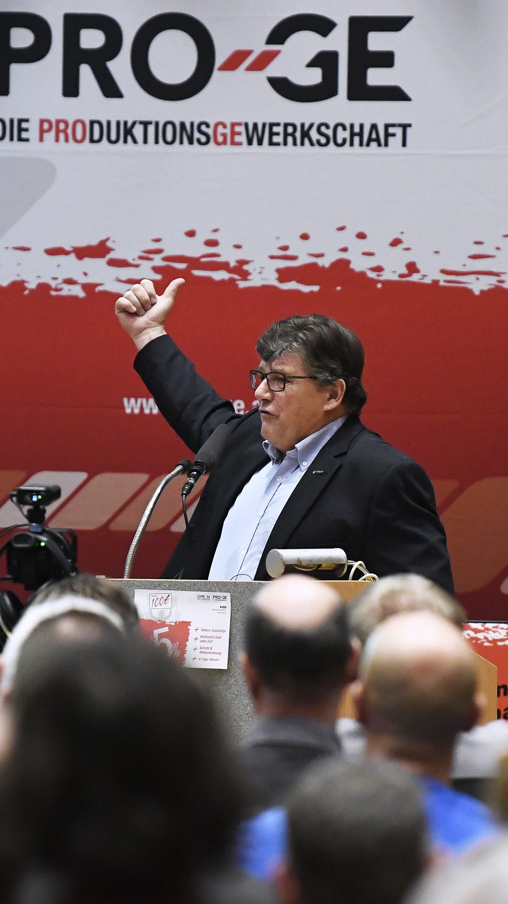 Die Gewerkschaft hat je nach heutigem Ausgang Streik angekündigt.