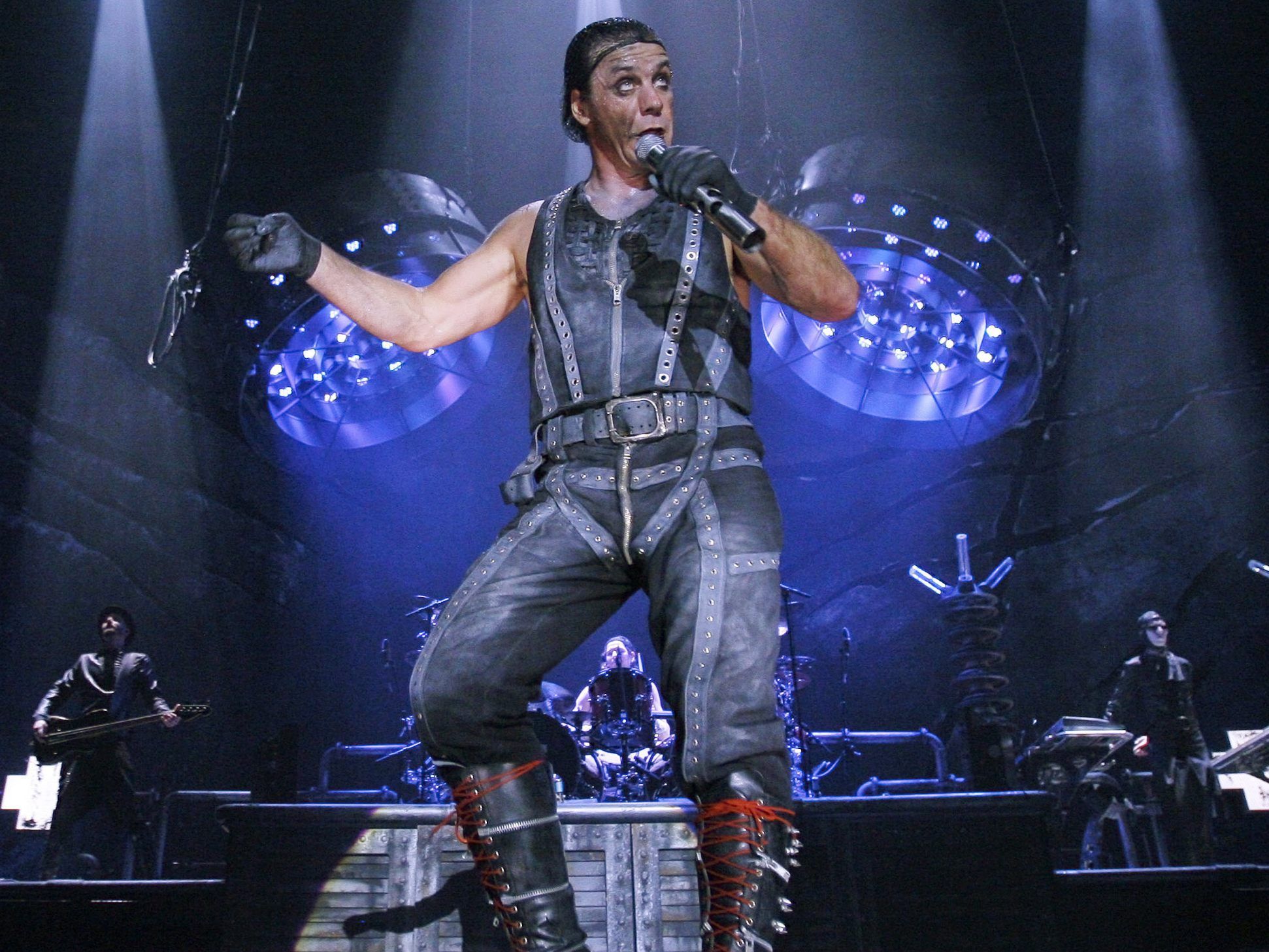 Rammstein gibt ein Zusatzkonzert in Wien. Tickets sind ab sofort erhältlich. Rammstein gibt ein Zusatzkonzert in Wien. Tickets sind ab sofort erhältlich.