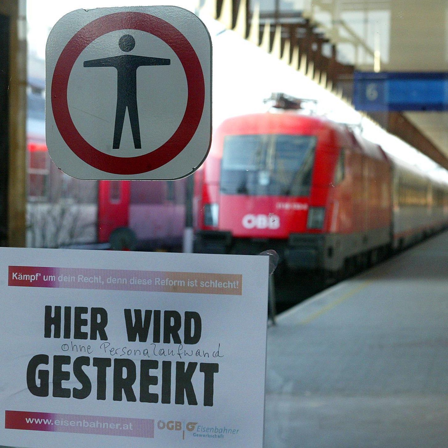 Ob bei den ÖBB gestreikt wird , ist noch nicht fix.