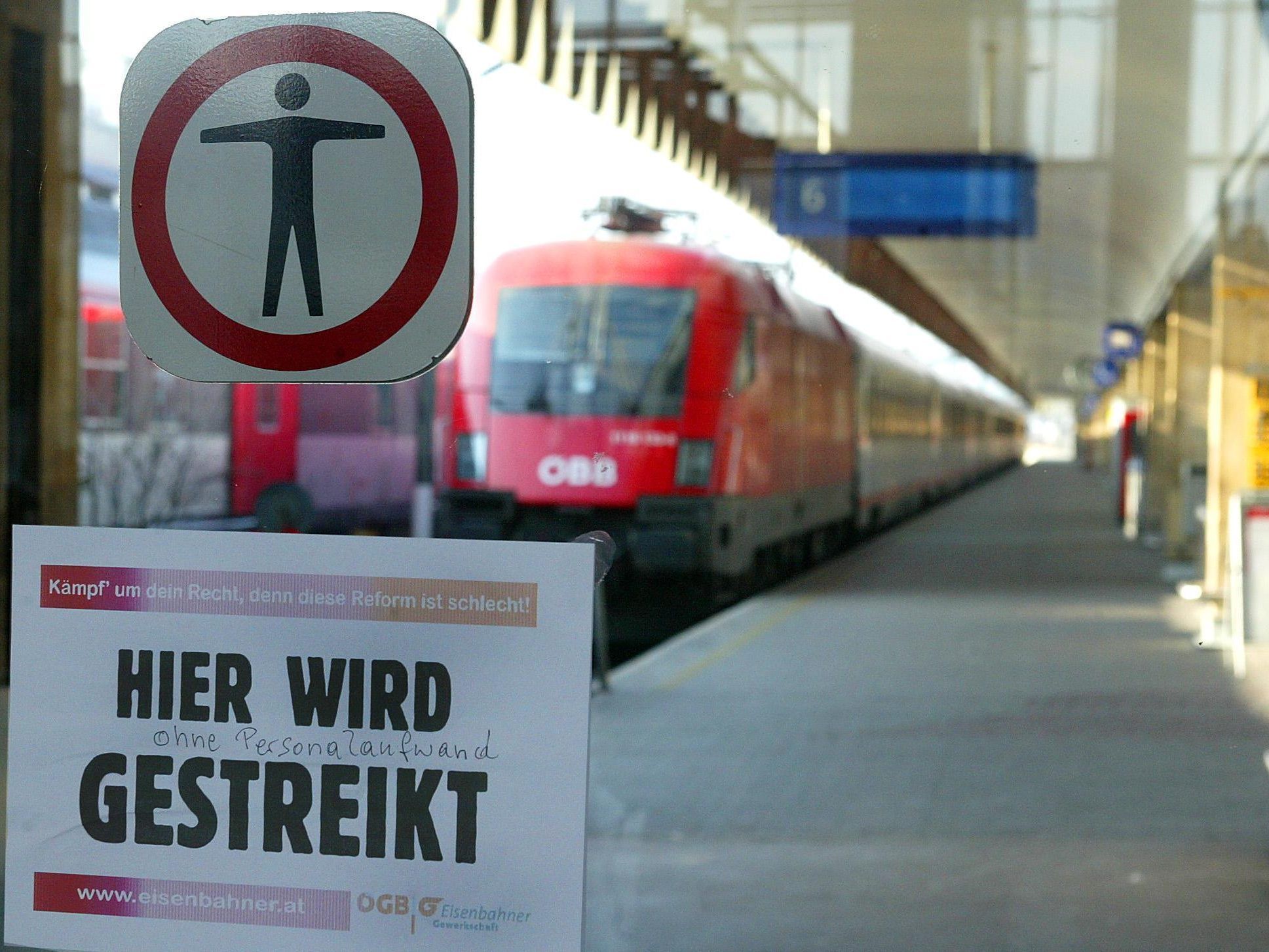 Ob bei den ÖBB gestreikt wird , ist noch nicht fix.