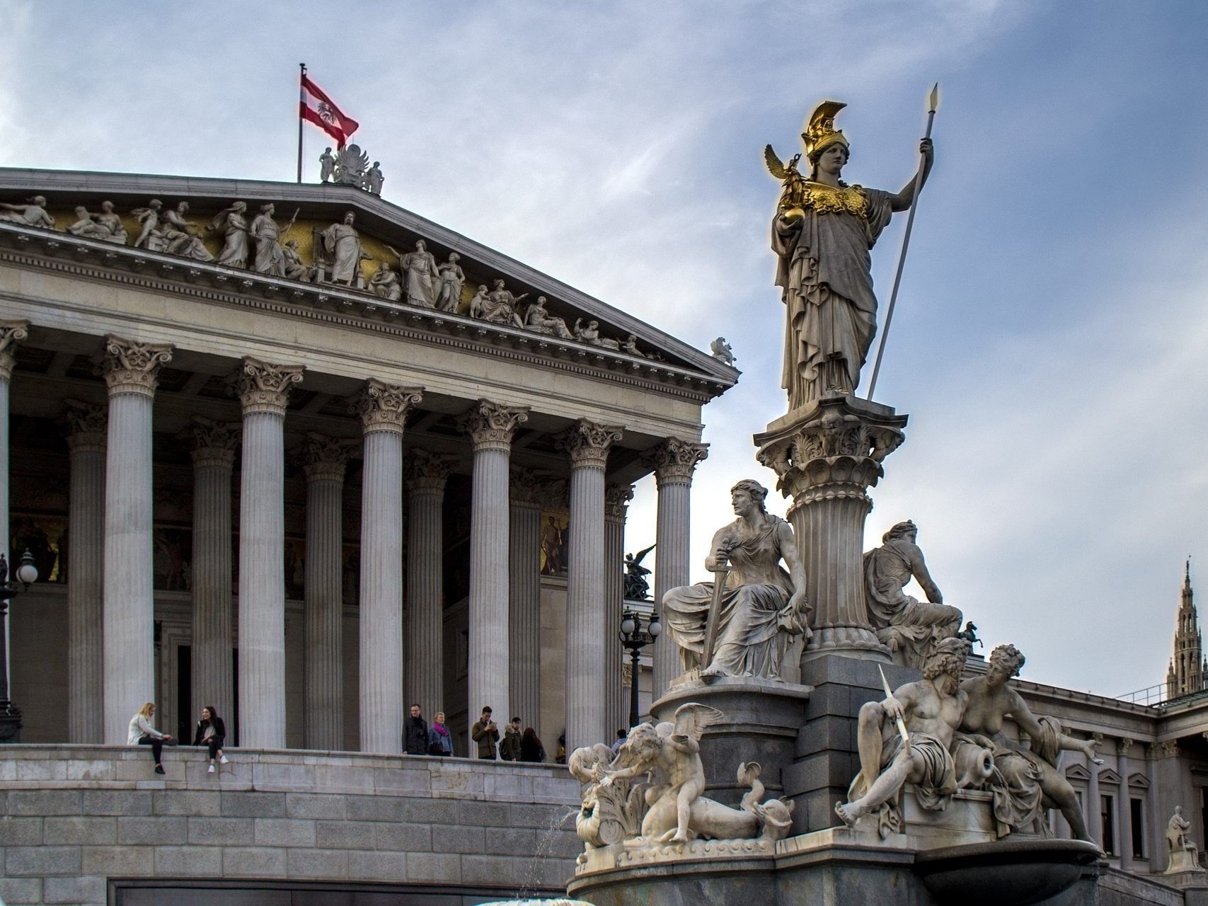 Das Parlament macht die Republiksgeburt online nachlesbar.