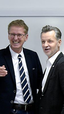 Arbeitgeber-Chefverhandler Thomas Scheiber und vida-Chef Roman Hebenstreit