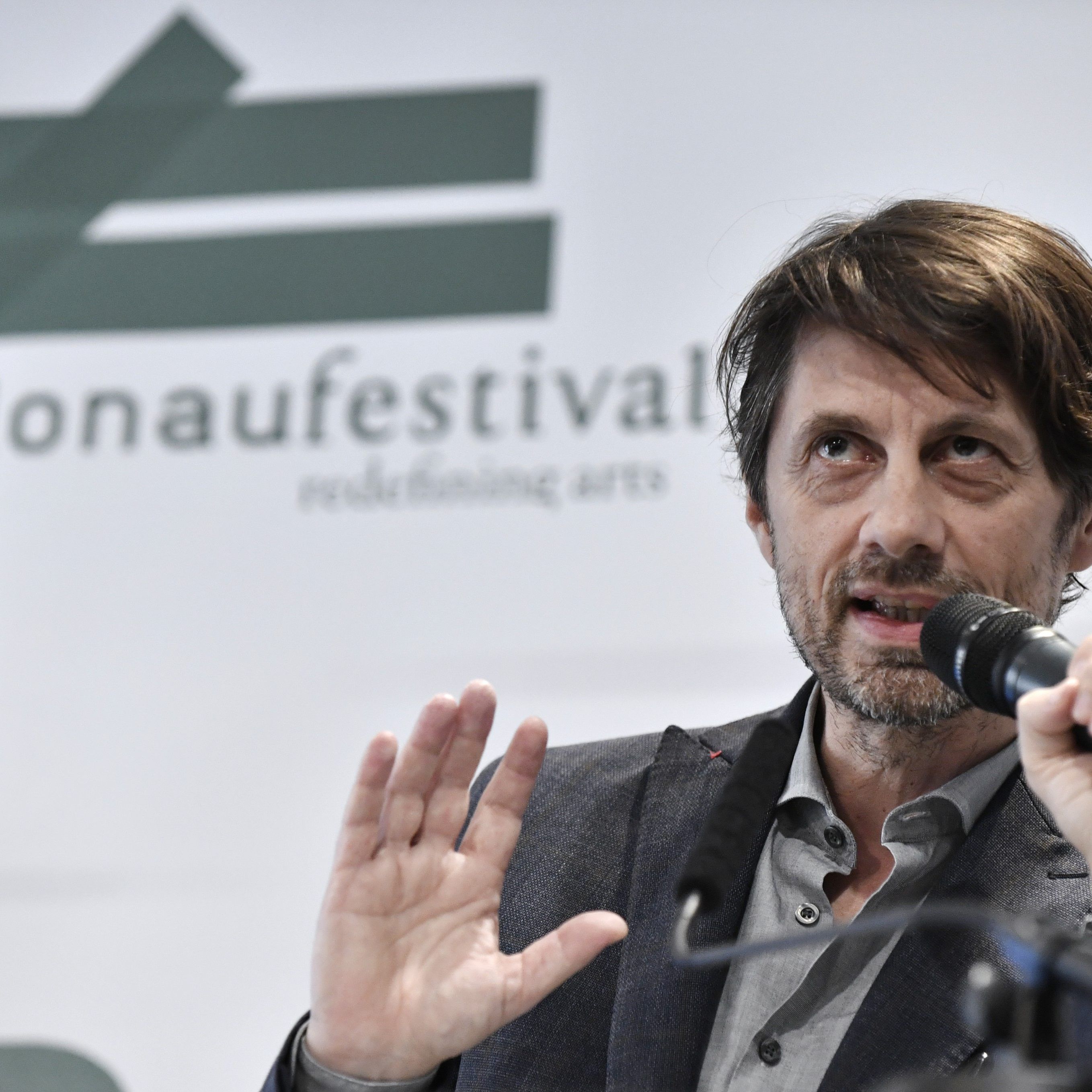 Die ersten Namen für das donaufestival 2019 sind bestätigt.