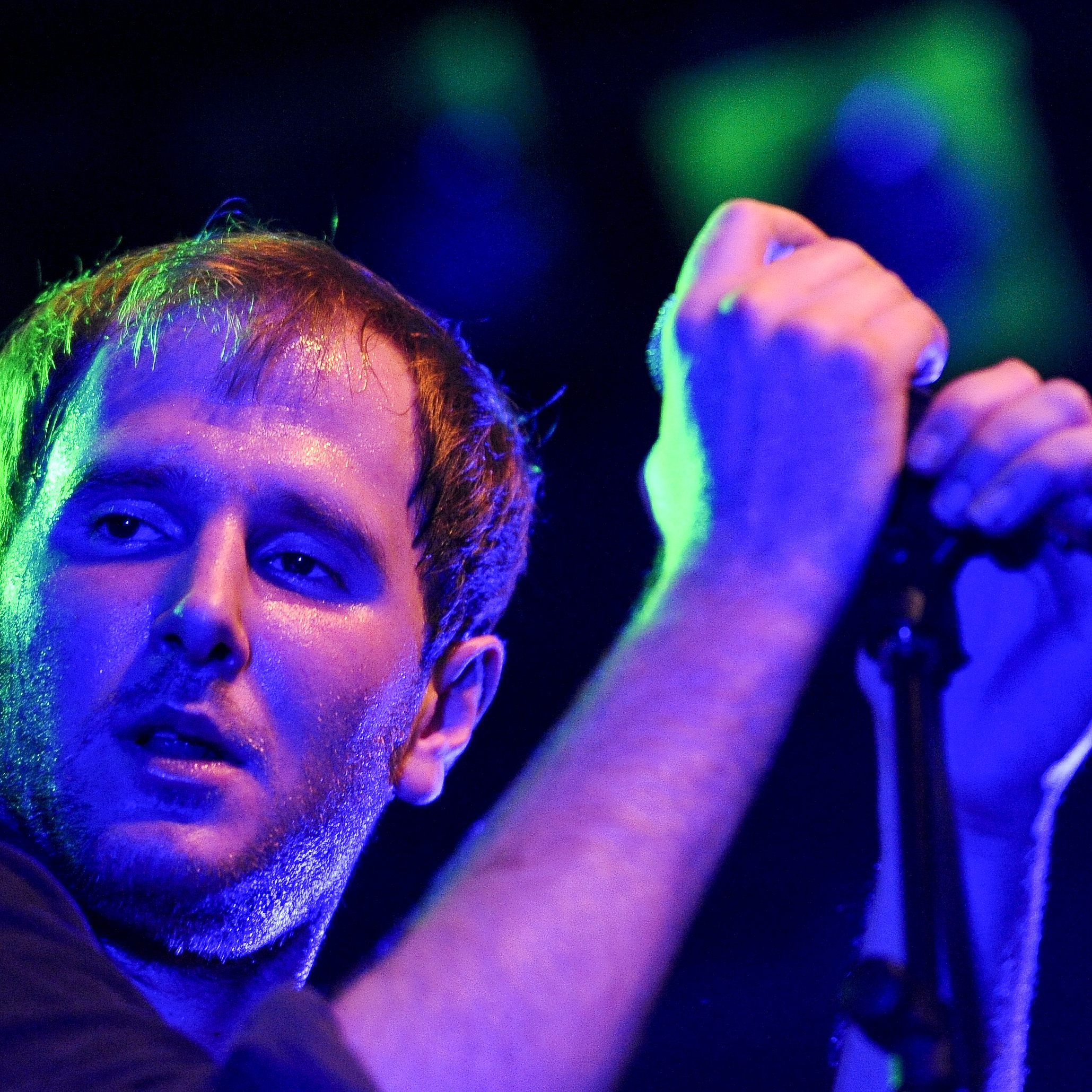 Wanda begeisterte die Fans in der Arena Wien mit einem 90-minütigen Konzert.