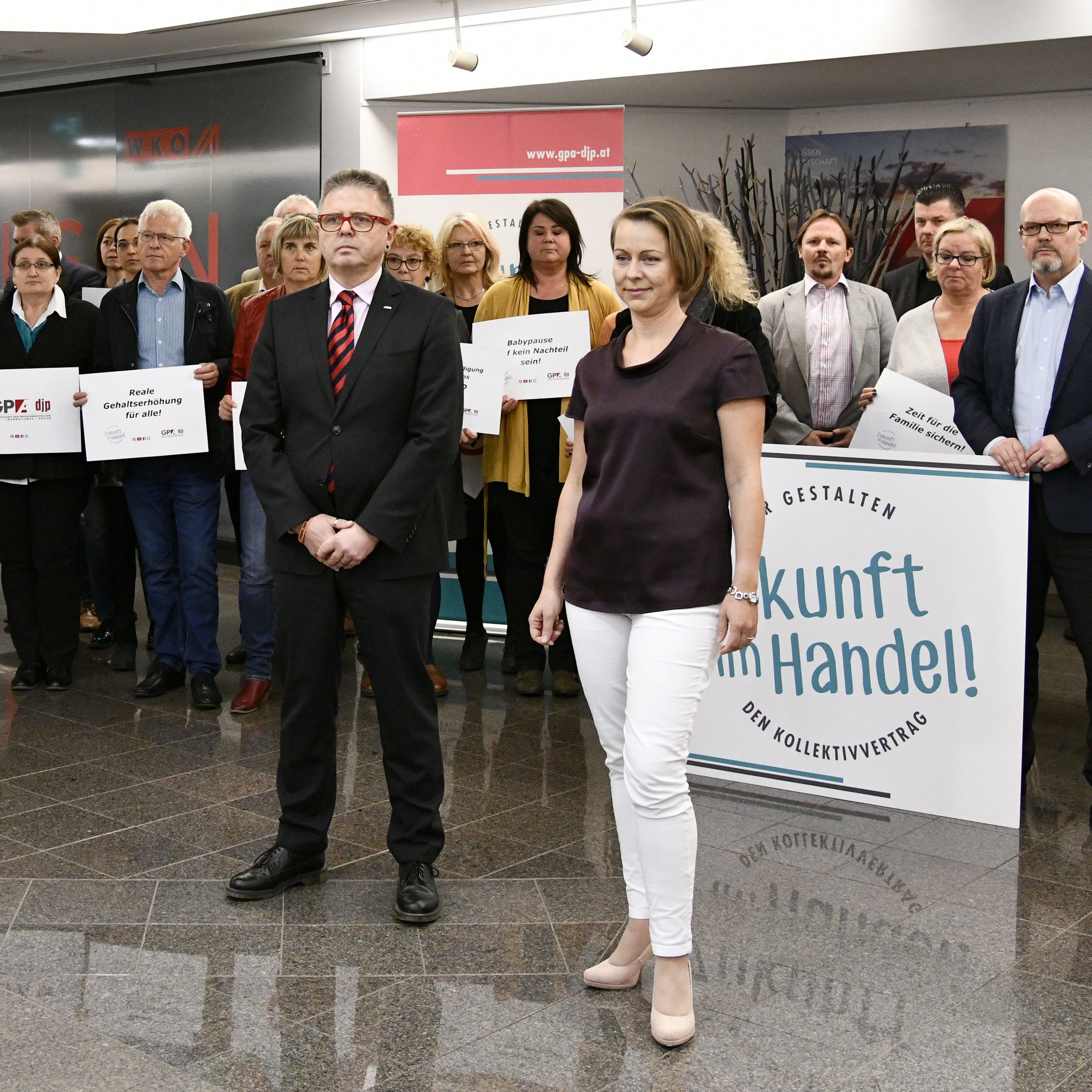 Am zweiten Einkaufssamstag folgen nun gewerkschaftliche Aktionen.