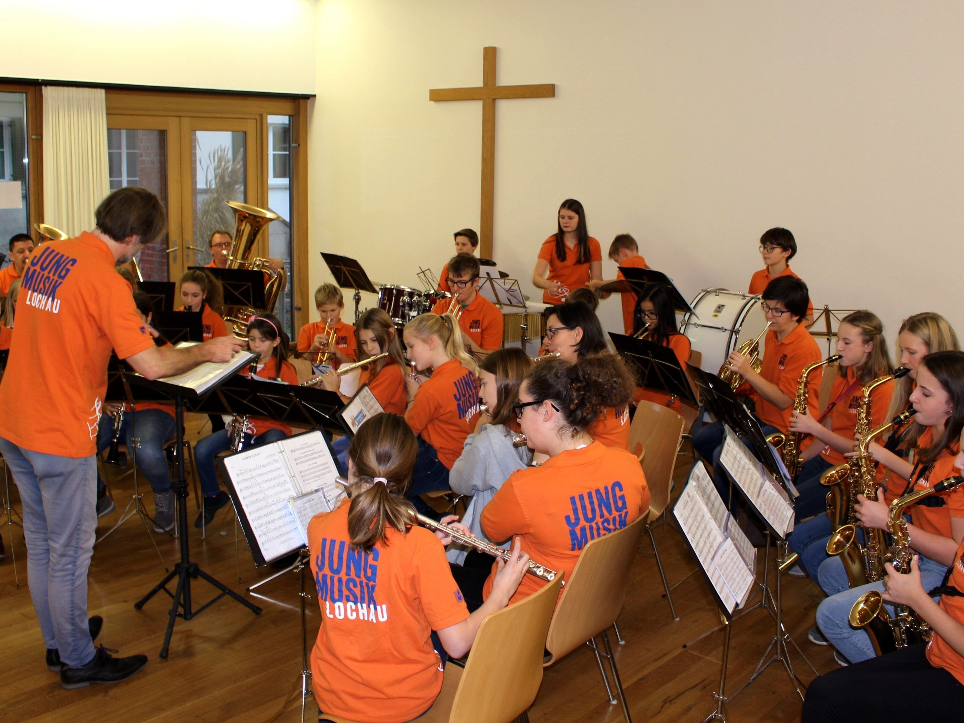 Die erfolgreiche „Jungmusik Lochau“ stand im Mittelpunkt der vereinsinternen Nikolausfeier des Musikvereinsnachwuchses im Pfarrheim.