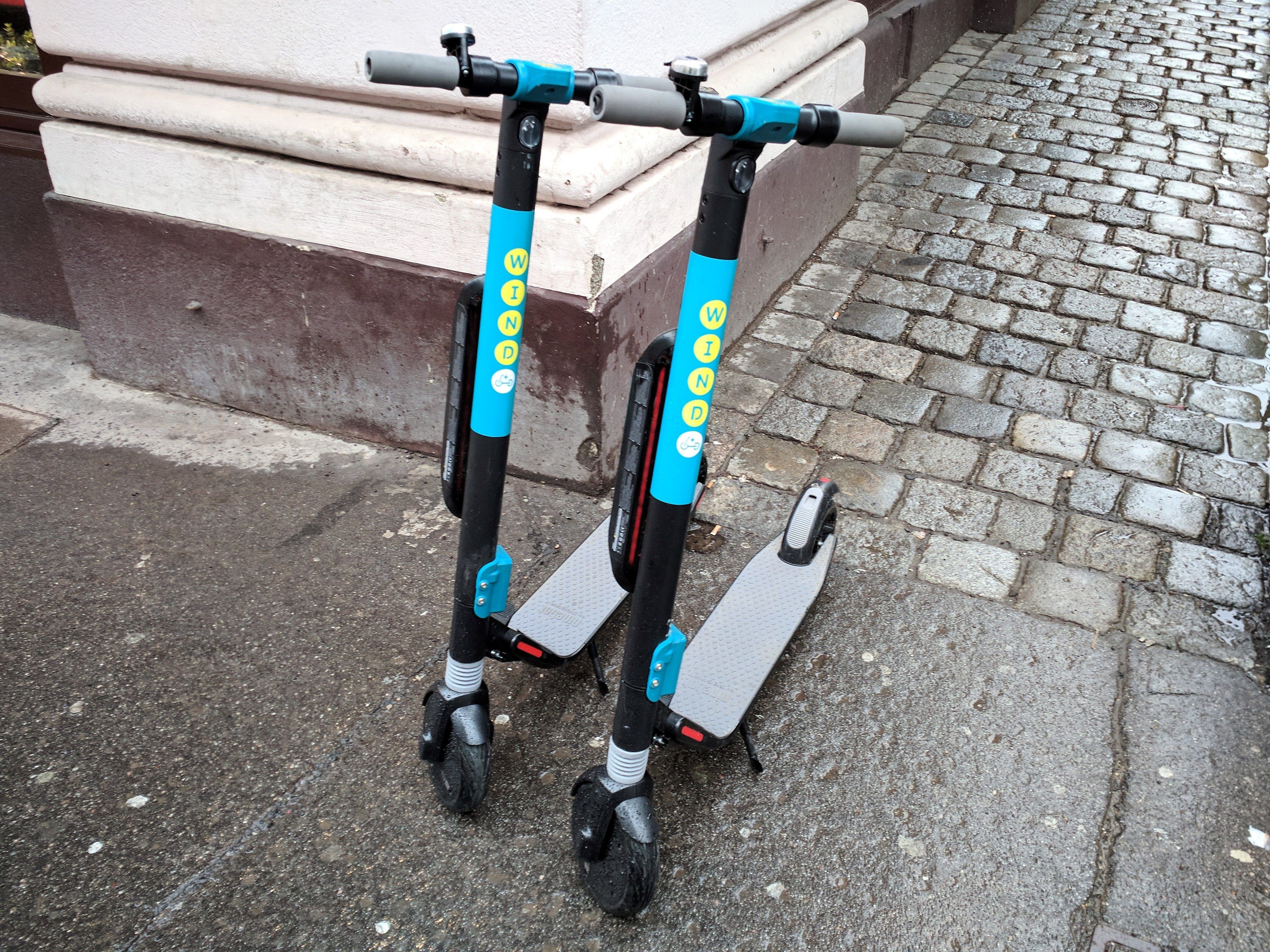 Der vierte E-Scooter-Anbieter hat in Wien seine Tretroller verteilt. Der vierte E-Scooter-Anbieter hat in Wien seine Tretroller verteilt.
