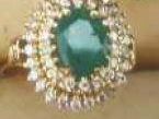 Unter anderem dieser Ring wurde gestohlen. Unter anderem dieser Ring wurde gestohlen.