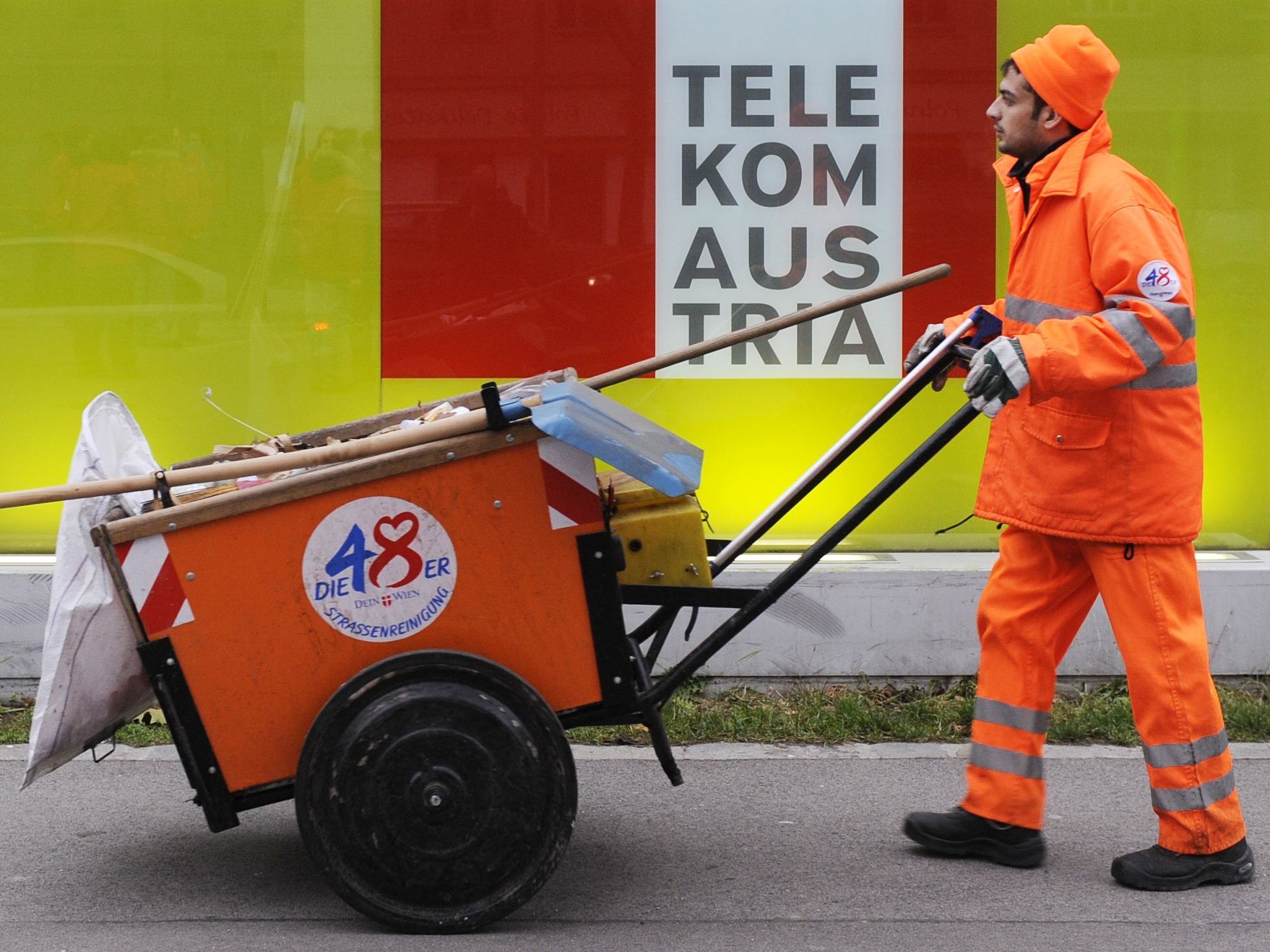 Die MA 48 ist auch rund um Weihnachten in Wien im EInsatz. Die MA 48 ist auch rund um Weihnachten in Wien im EInsatz.