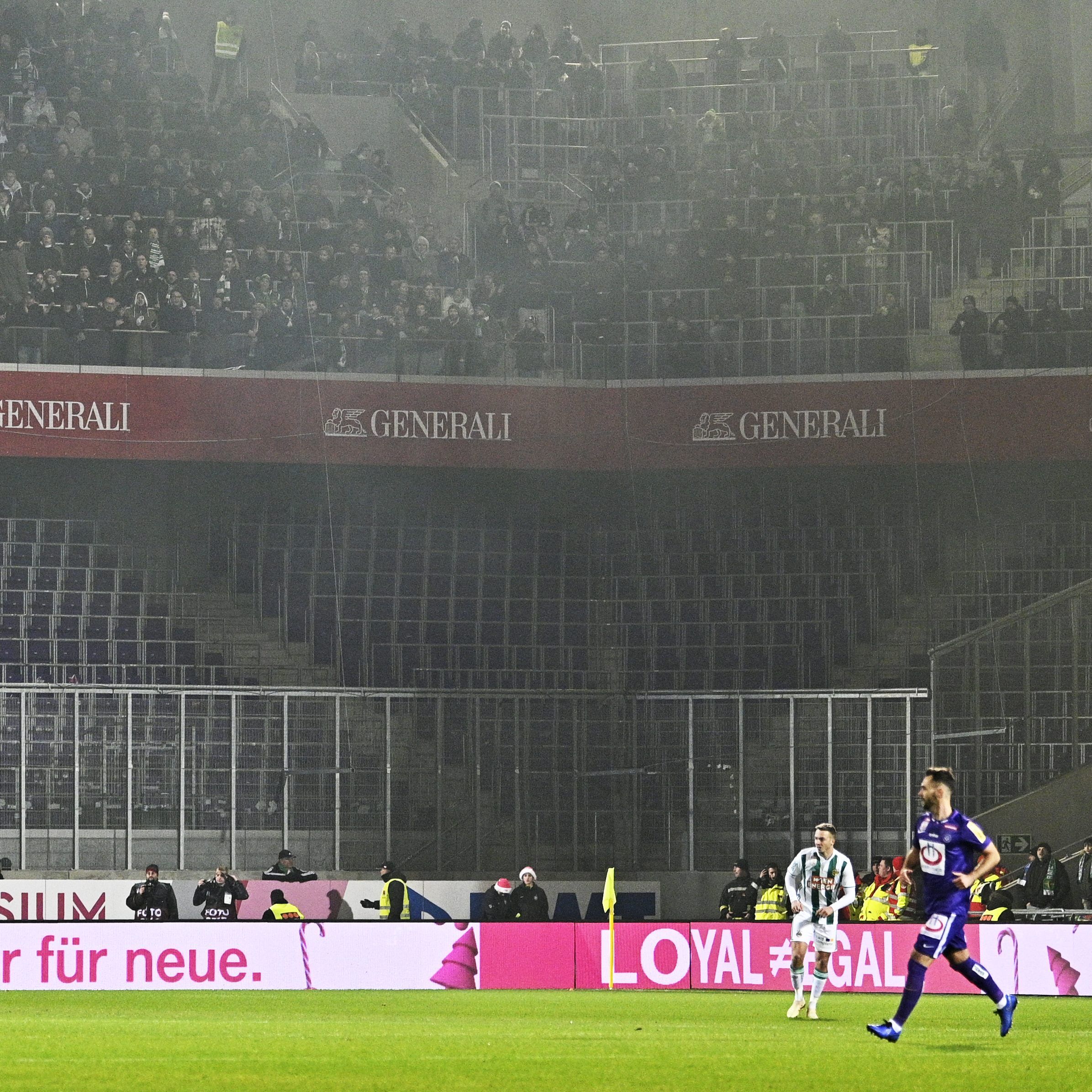 Die Ränge im Gästesektor blibene beim gestrigen Derby teils leer.