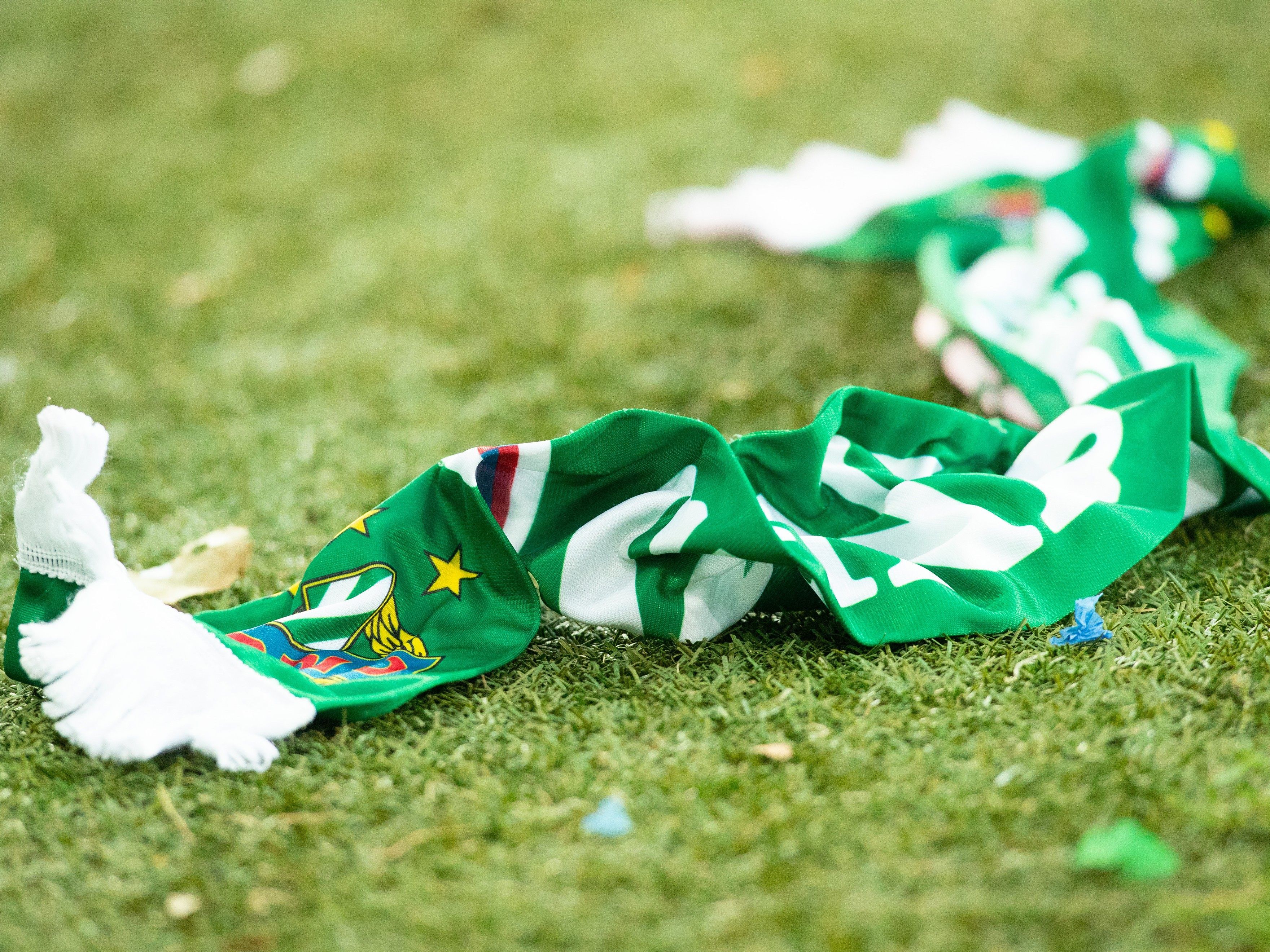 Rapid Wien prüft nun den Rasen-Unterbau. Rapid Wien prüft nun den Rasen-Unterbau.