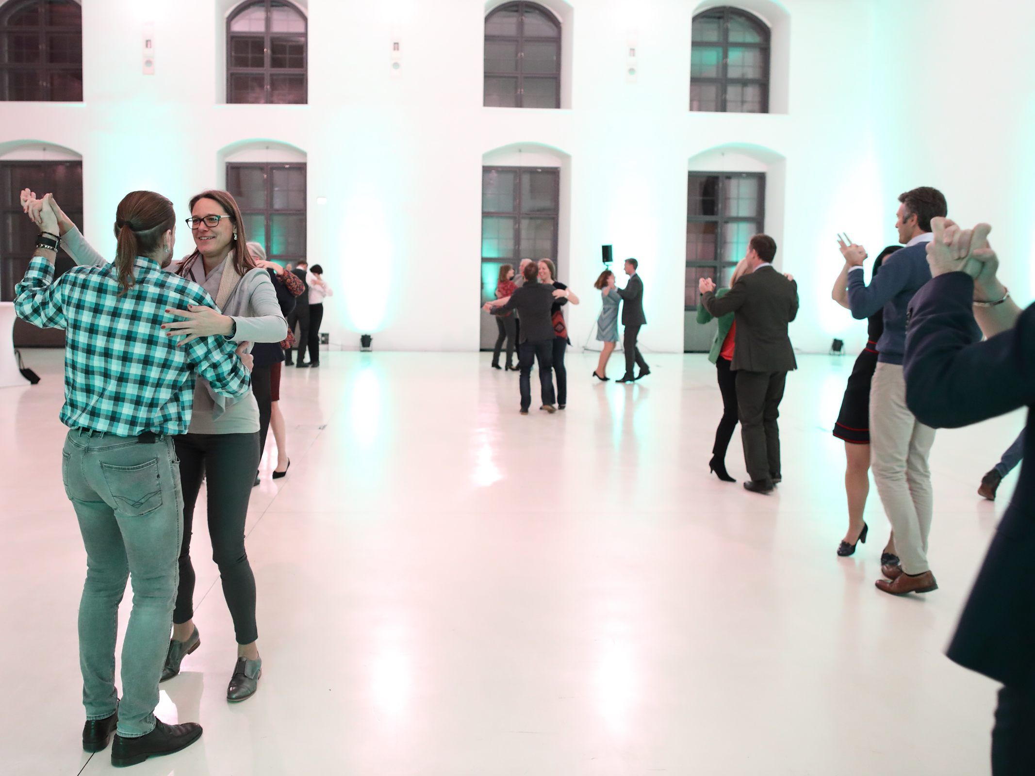Auch beim Steirerball 2019 wird das Tanzbein geschwungen. Auch beim Steirerball 2019 wird das Tanzbein geschwungen.
