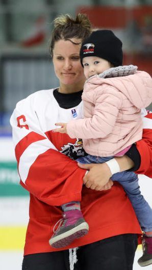 Eva Beiter zählt zu den besten Eishockeyspielerinnen Österreichs