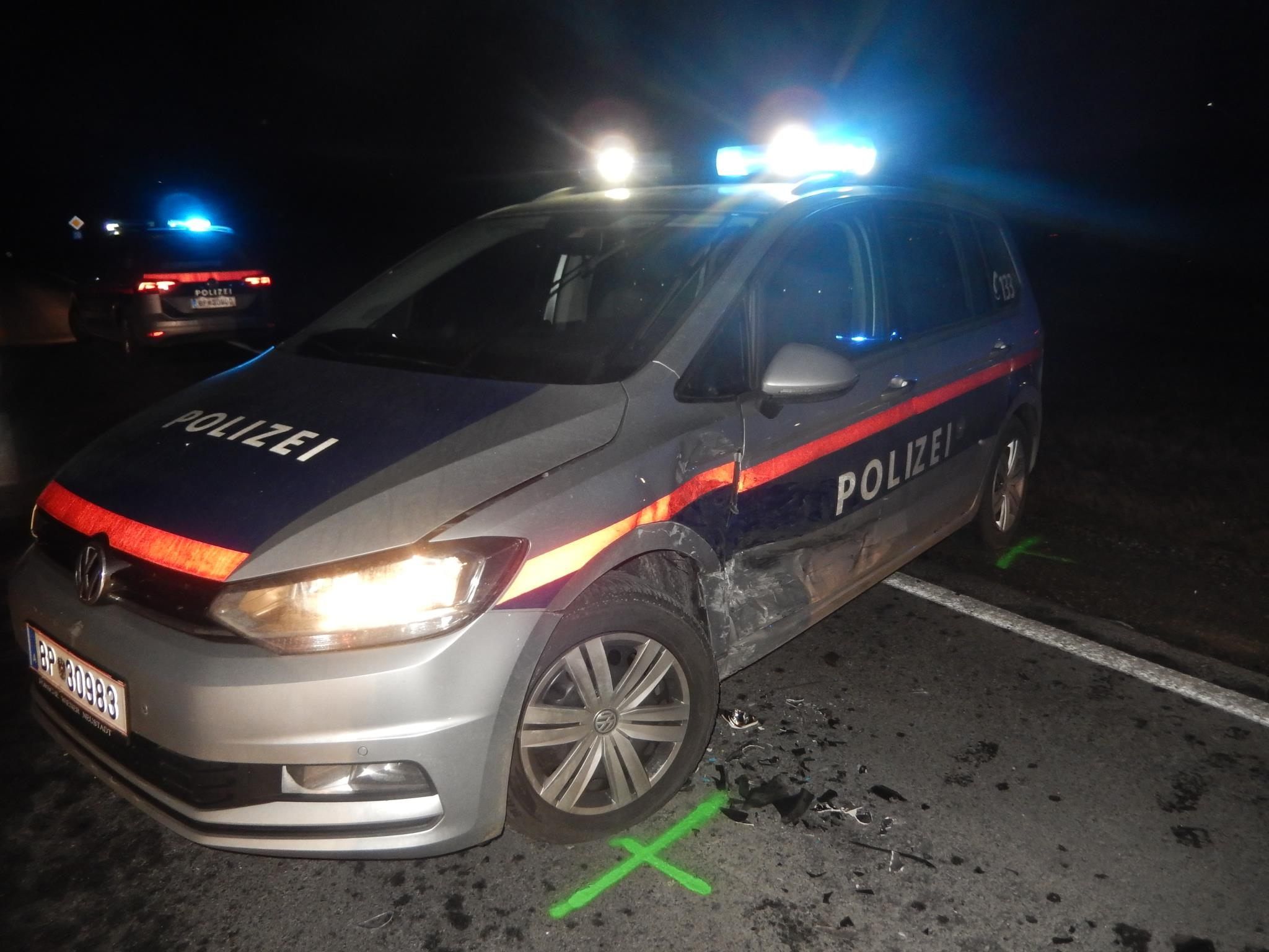 Bei dem Unfall wurde niemand verletzt. Bei dem Unfall wurde niemand verletzt.