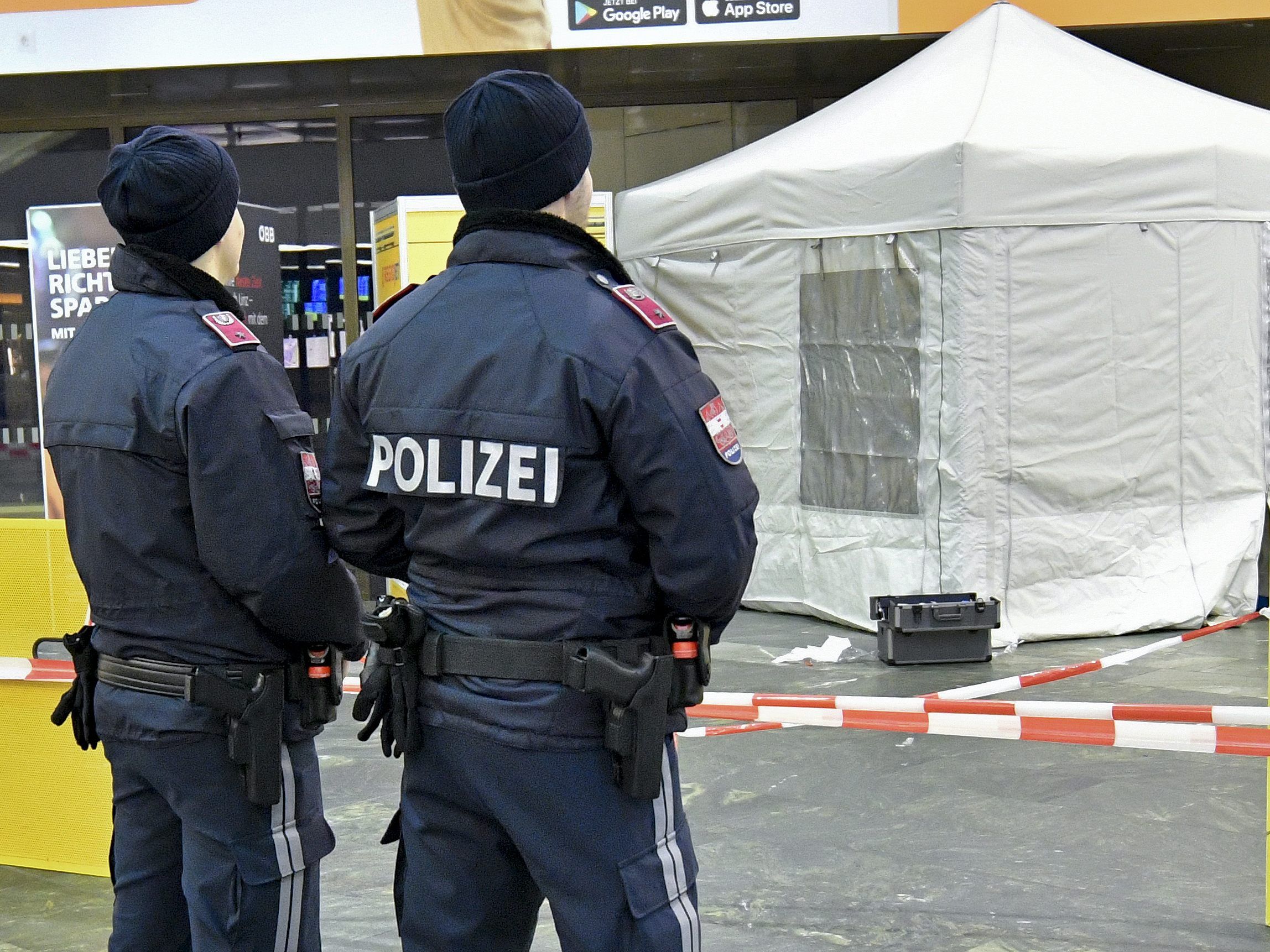 Das Opfer einer tödlichen Messerattacke war eine 25-jährige Frau. Das Opfer einer tödlichen Messerattacke war eine 25-jährige Frau.