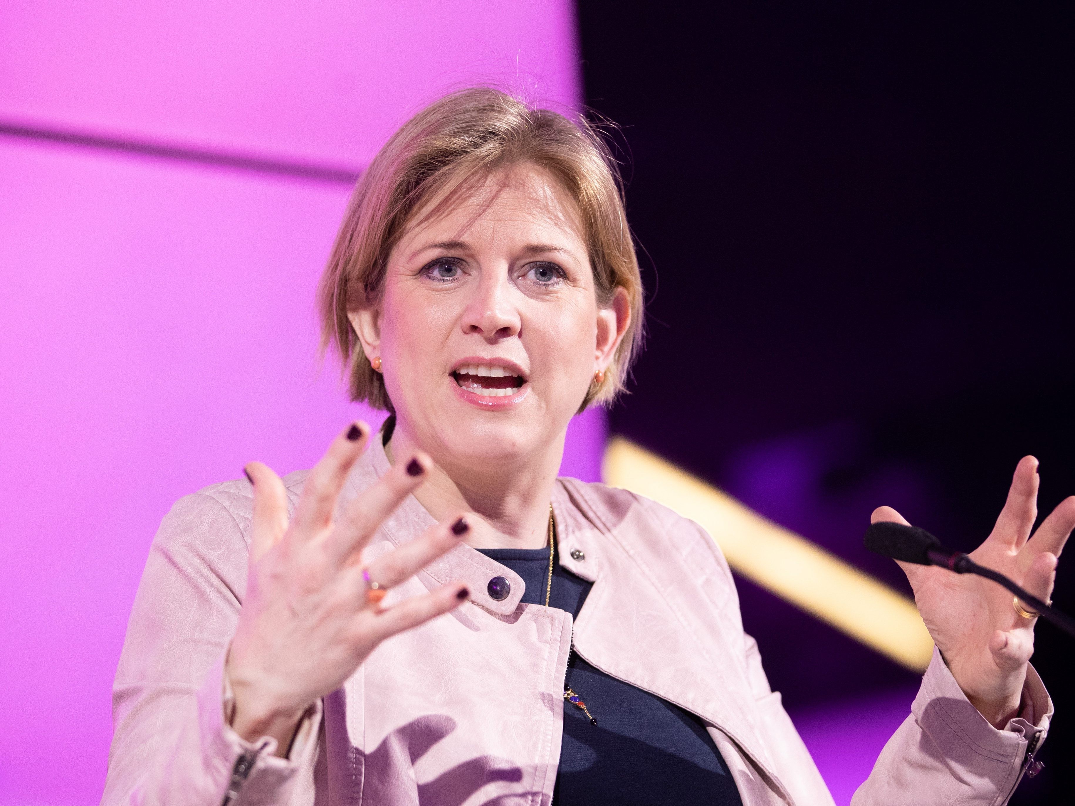 Die NEOS sprechen sich für eine europäische Armee aus. Die NEOS sprechen sich für eine europäische Armee aus.