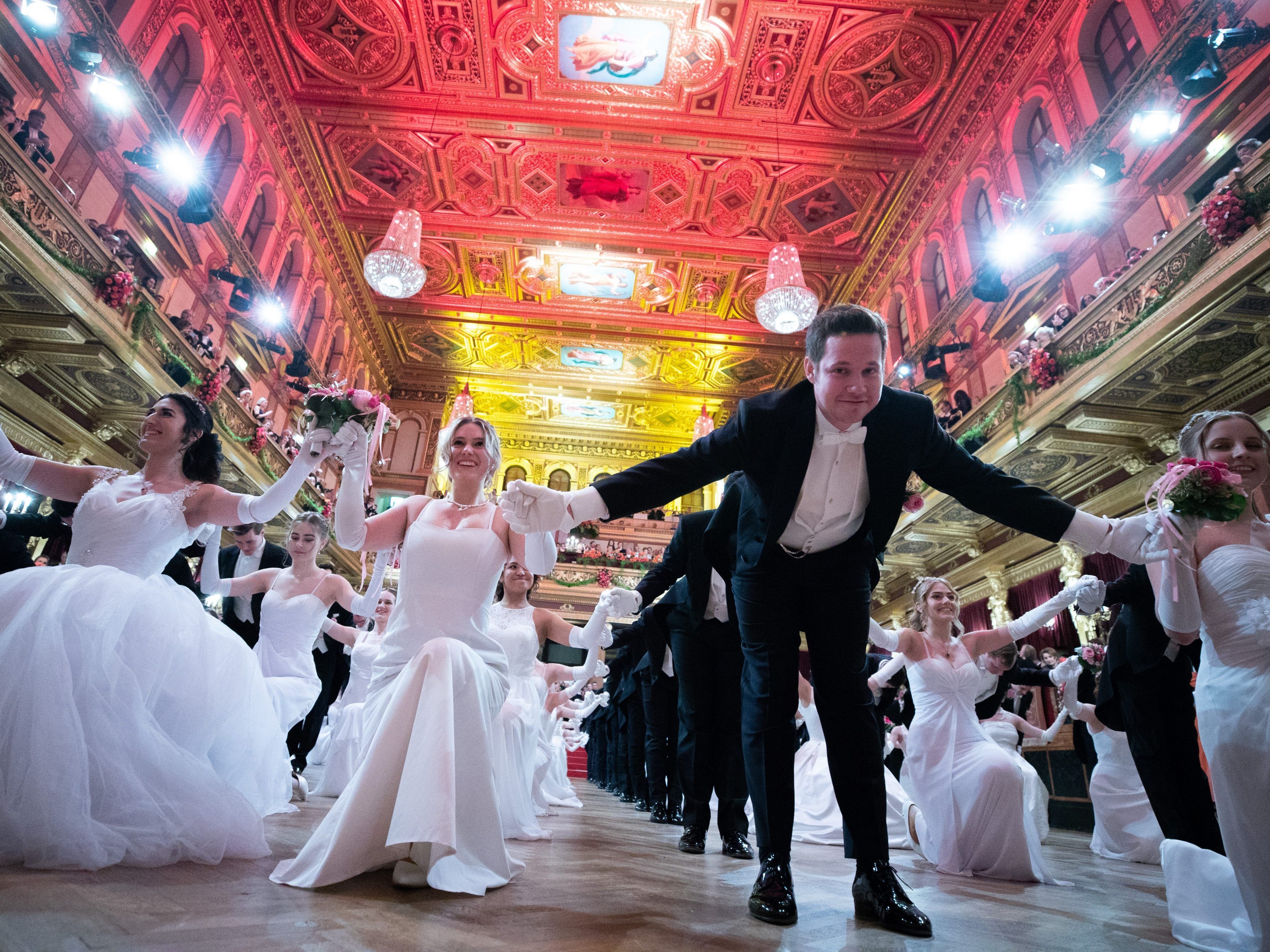 Der Ball war auch heuer ausverkauft. Der Ball war auch heuer ausverkauft.