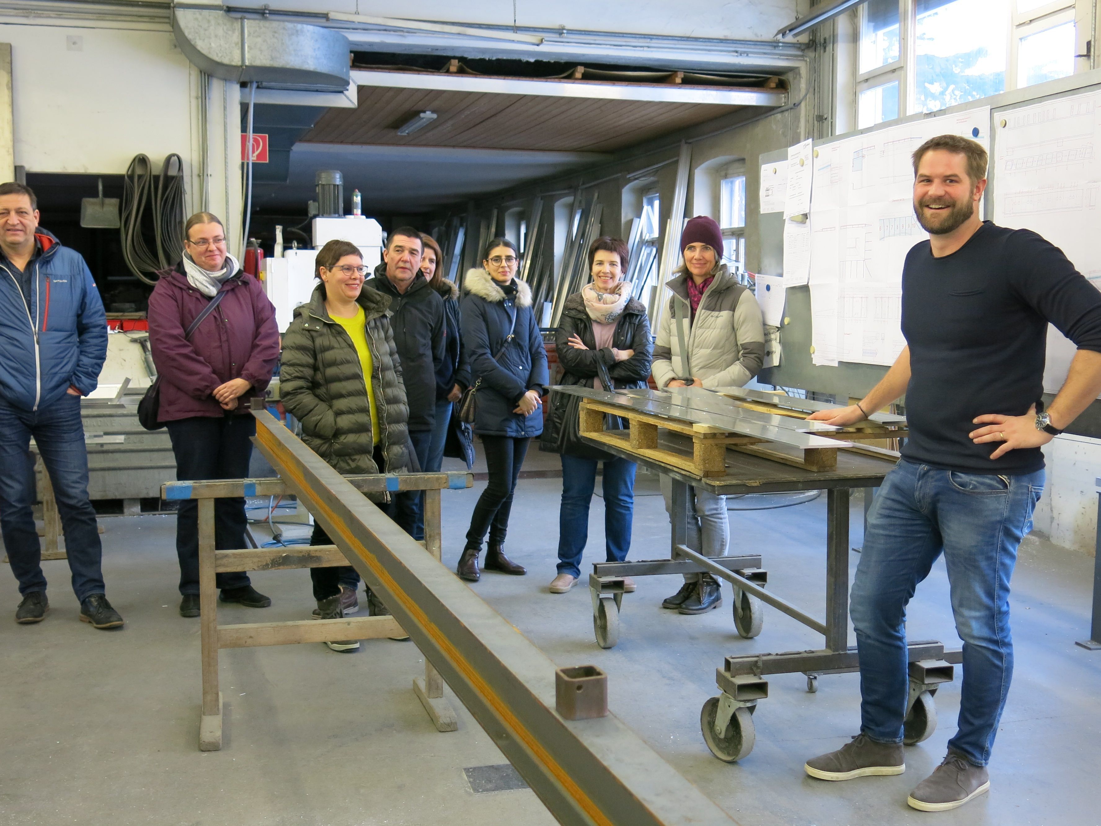 Bei Alu-Glas-Technik erhielten die LehrerInnen einen Einblick von Firmenchef Andreas Märk.