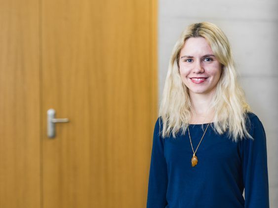 Marija Nastanovic zeigt sich vom interkulturellen Zugang im Masterstudium „International Management and Leadership“ begeistert. Bild: Alexander Duelli Marija Nastanovic zeigt sich vom interkulturellen Zugang im Masterstudium „International Management and Leadership“ begeistert. Bild: Alexander Duelli