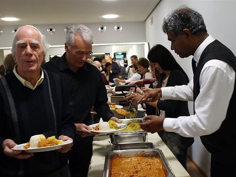 Indisch essen für den guten Zweck