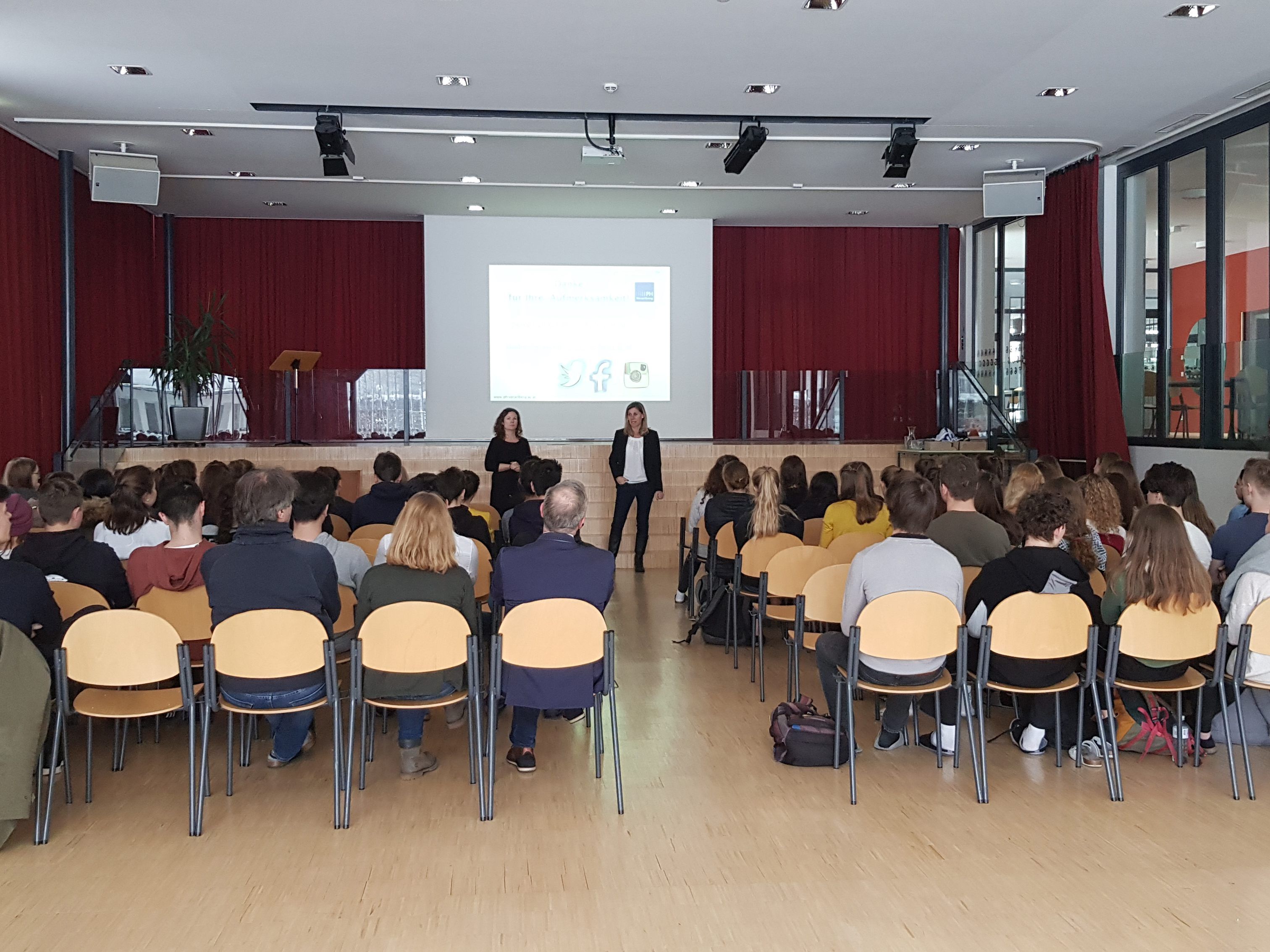 Start der Informationstour in Bludenz