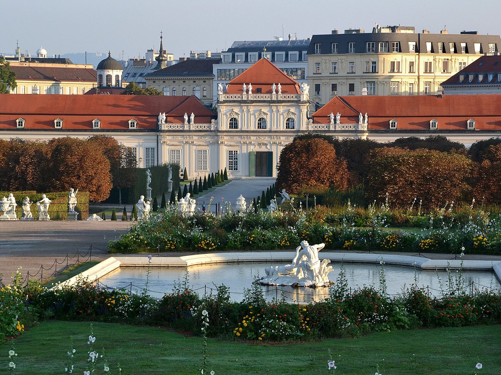 Die Ausstellung "Stadt der Frauen" eröffnet im Unteren Belvedere Wien. Die Ausstellung "Stadt der Frauen" eröffnet im Unteren Belvedere Wien.