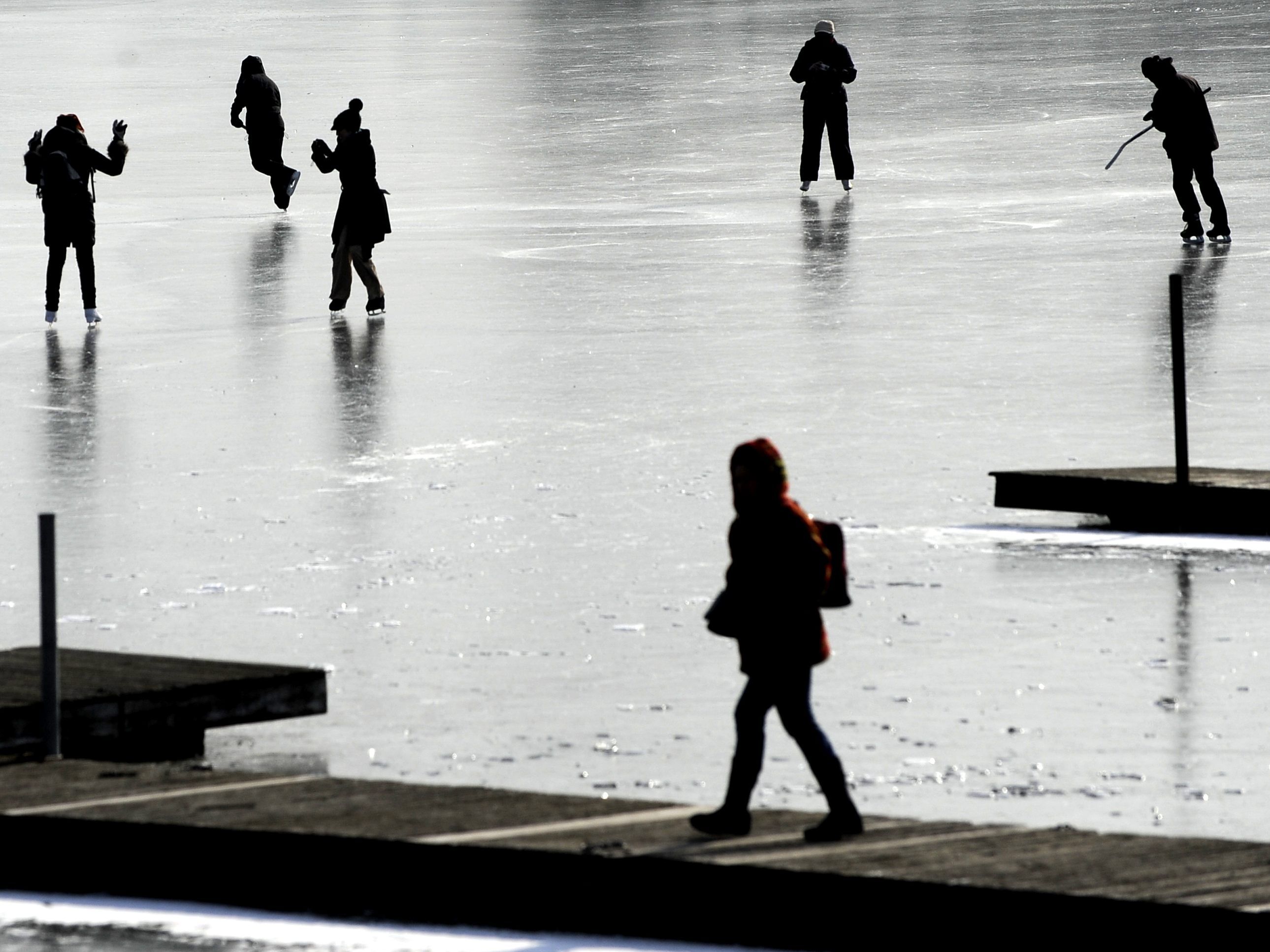 Die Stadt Wien warnt vor dem Eislaufen auf Alter Donau und Co. Die Stadt Wien warnt vor dem Eislaufen auf Alter Donau und Co.