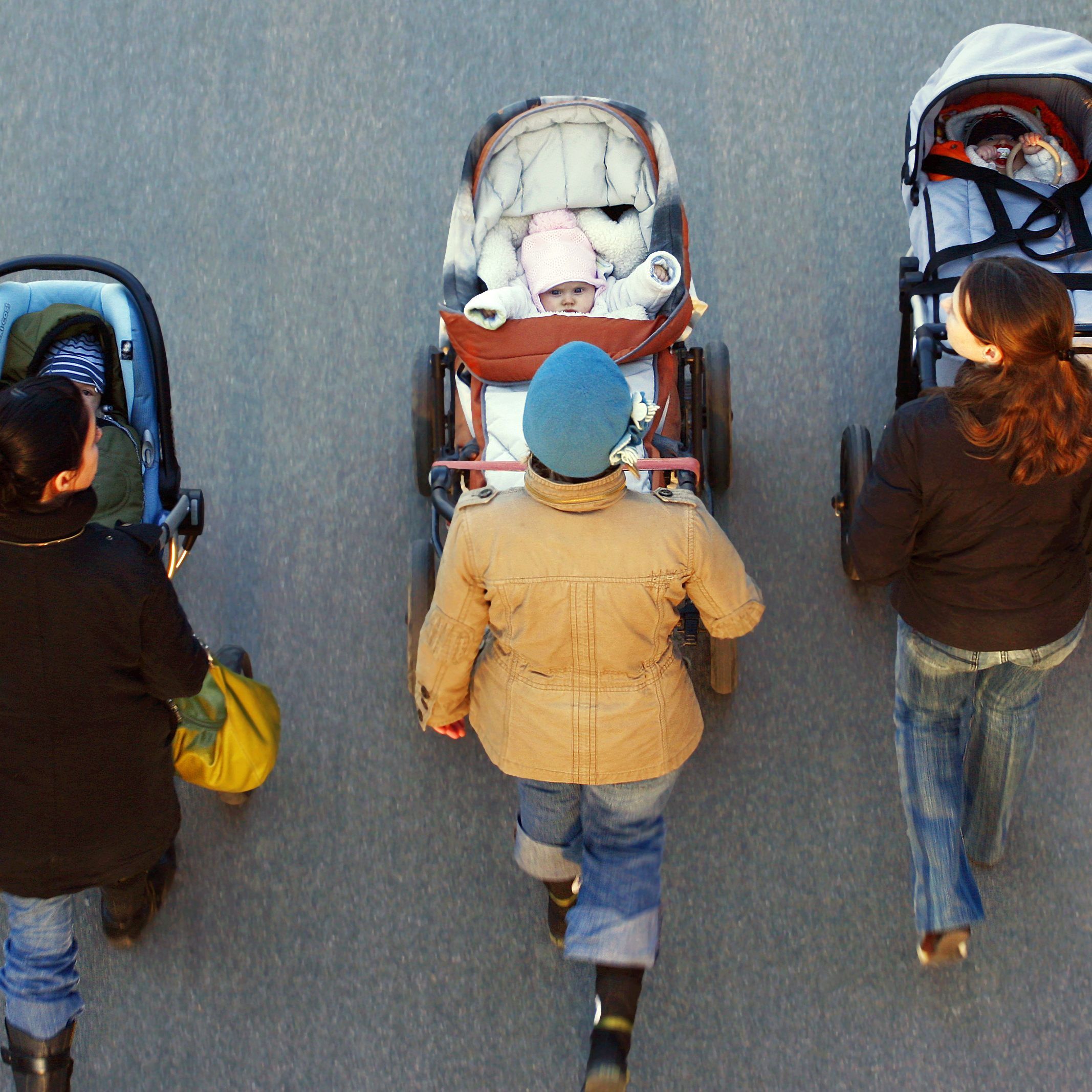 Mütter haben es im Berufsleben schwer und verdienen deutlich weniger.