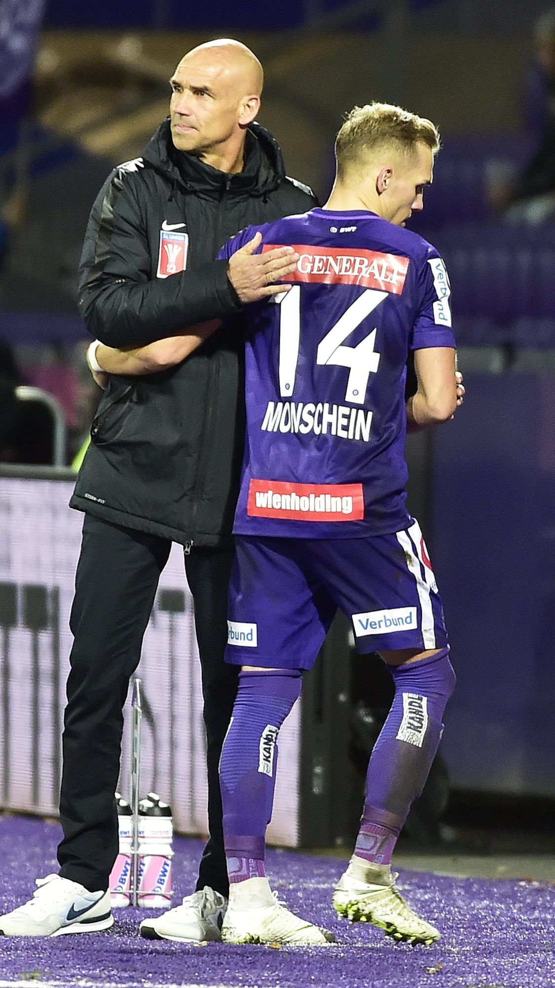 Austria-Stürmer Monschein hat sich beim Fitnesstest verletzt.