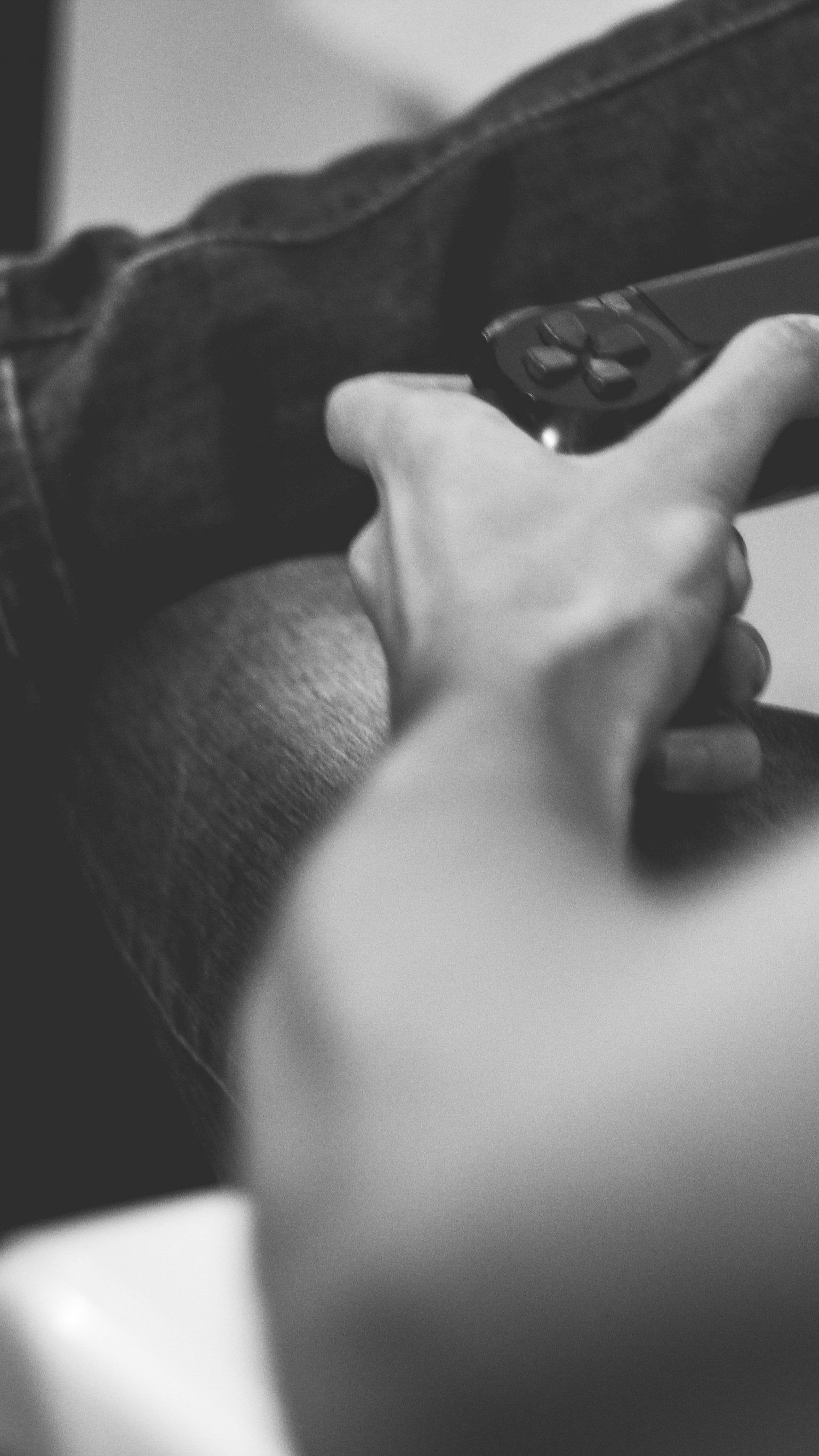 Eigentlich hätte der Teenager 340 Euro für die Playstation auf den Tisch legen müssen. Er zahlte allerdings nur 2,29 Euro.