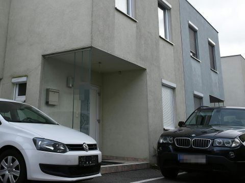 In diesem Haus in Wien-Donaustadt wurde die Frau ertränkt. In diesem Haus in Wien-Donaustadt wurde die Frau ertränkt.
