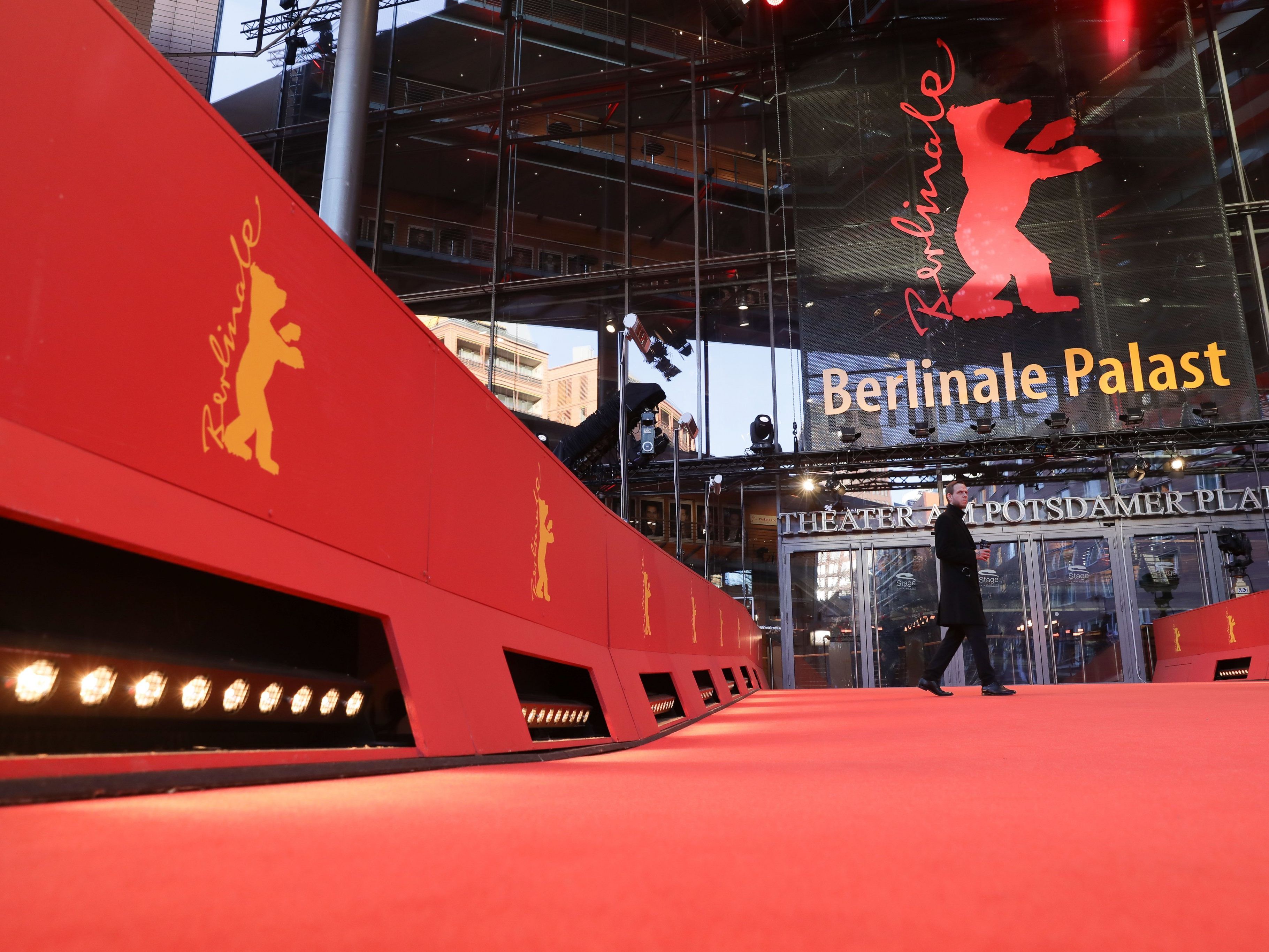 Österreich konnte auf der Berlinale ein paar Nebenpreise abstauben. Österreich konnte auf der Berlinale ein paar Nebenpreise abstauben.