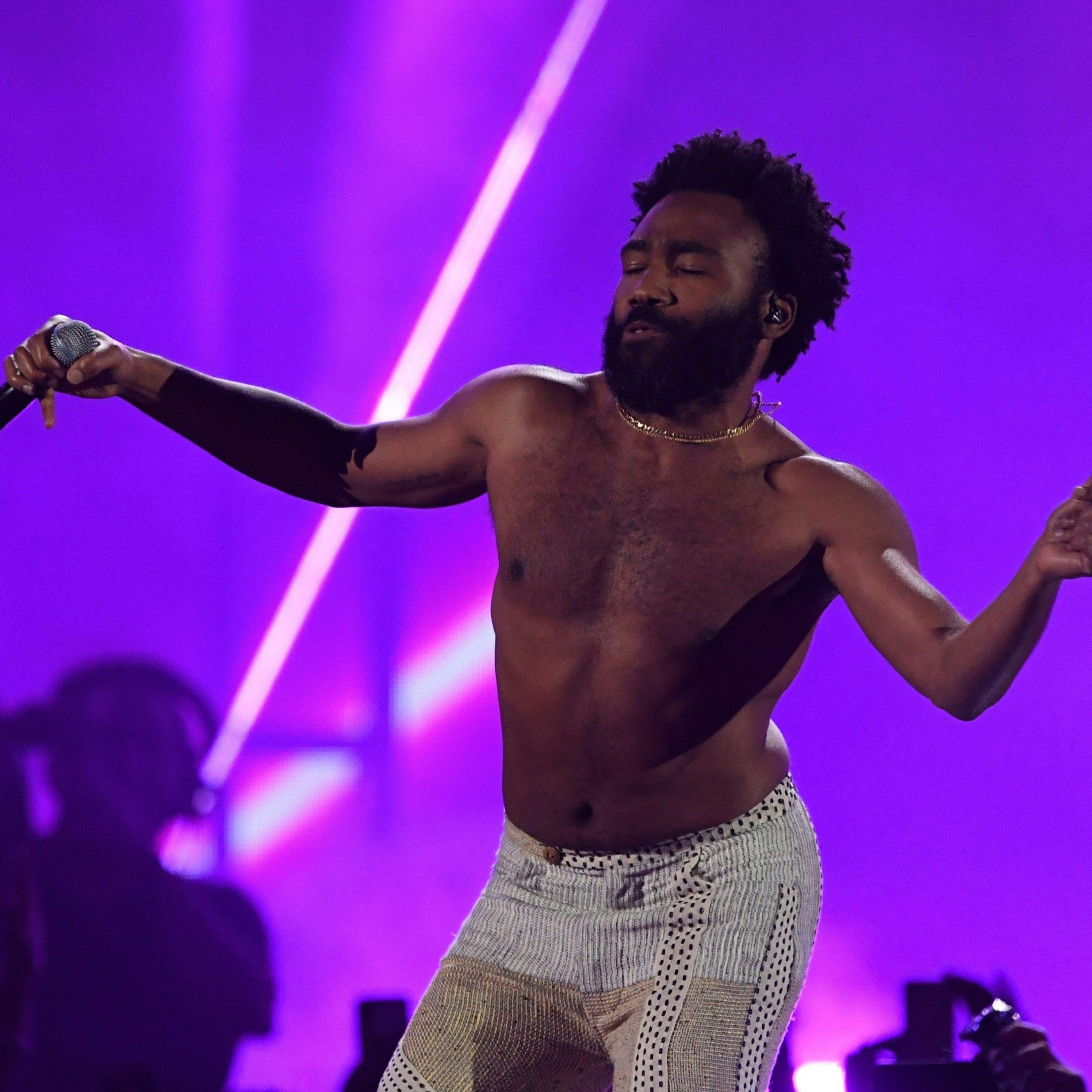 Childish Gambino bei seinem Auftritt.