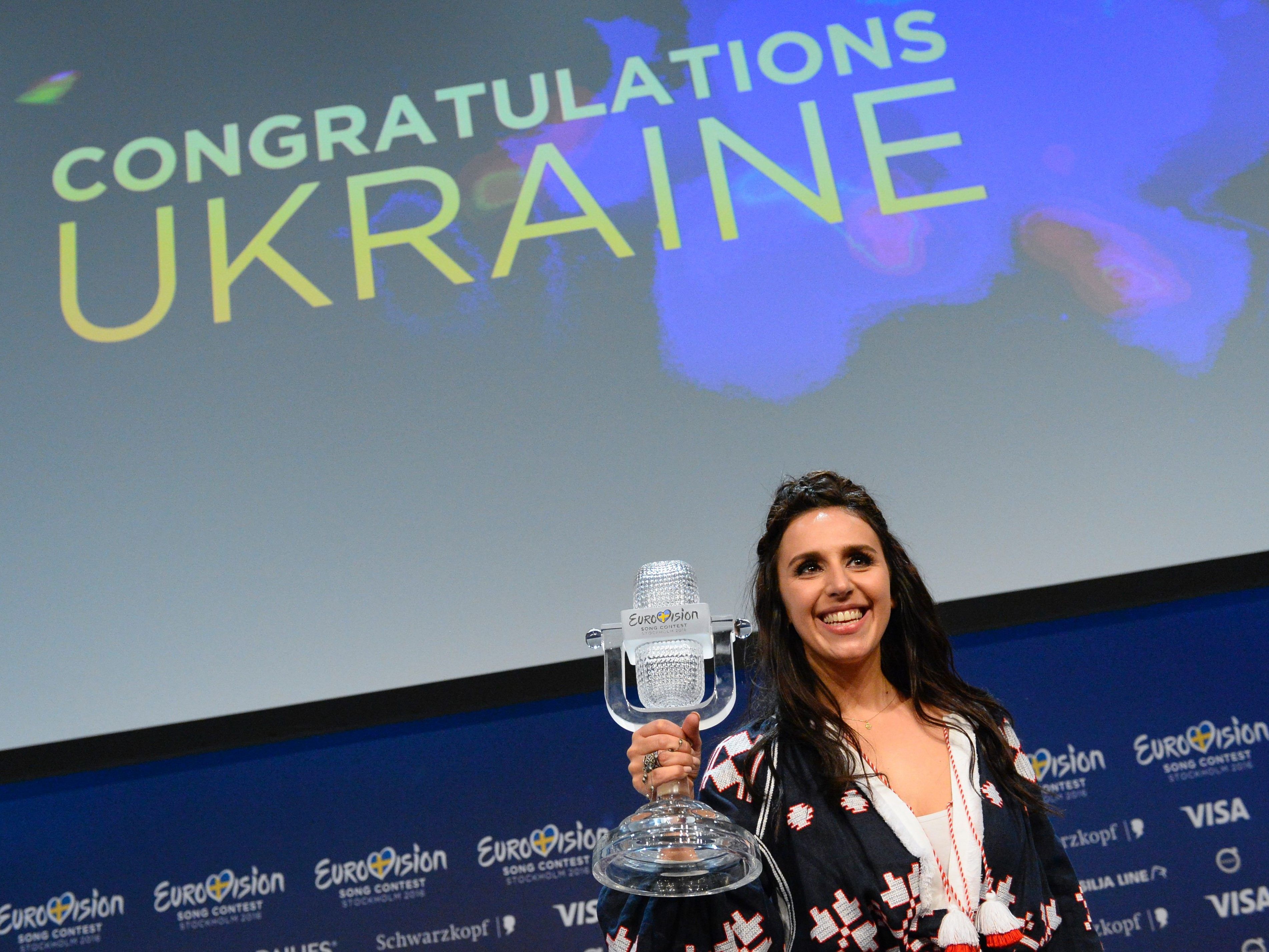 Im Jahr 2016 gewann die ukrainische Sängerin Jamala den ESC. Im Jahr 2016 gewann die ukrainische Sängerin Jamala den ESC.
