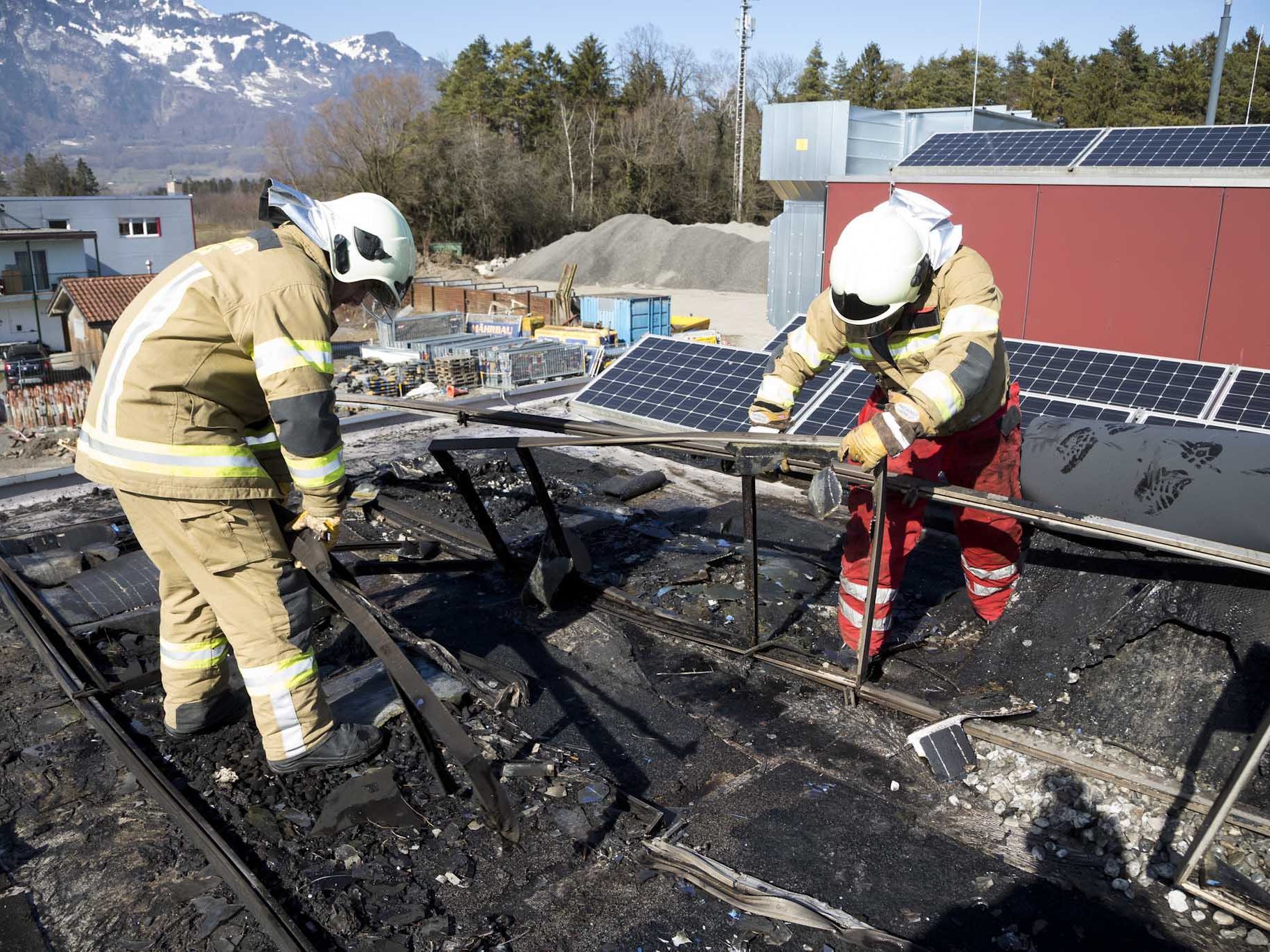 Mehrere Feuerwehren im Einsatz Mehrere Feuerwehren im Einsatz