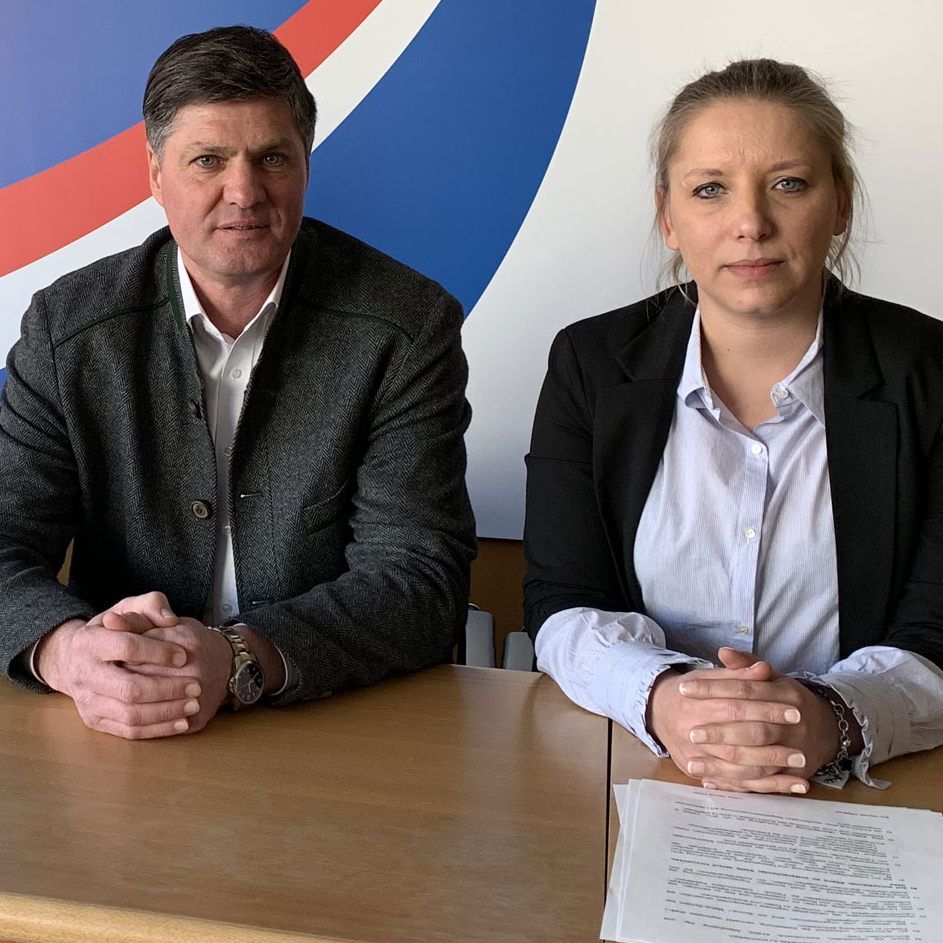 Teilnehmer der Pressekonferenz am Montag – Landwirtschaftskammerrat Heinz Blum, Klubobmann Daniel Allgäuer und LAbg. Nicole Hosp (v.l.n.r.).