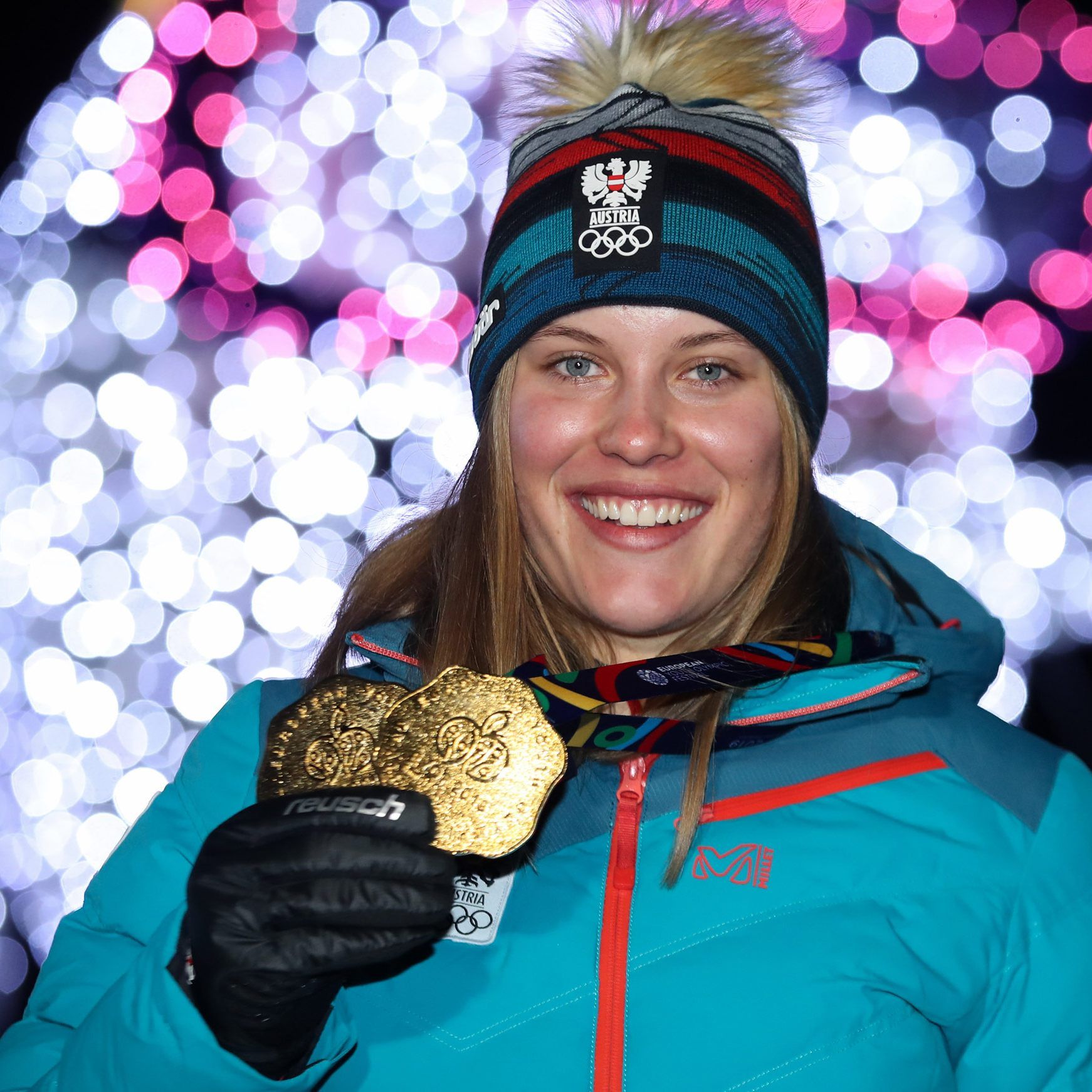 Zweimal Gold holt Magdalena Egger aus Lech in Sarajevo