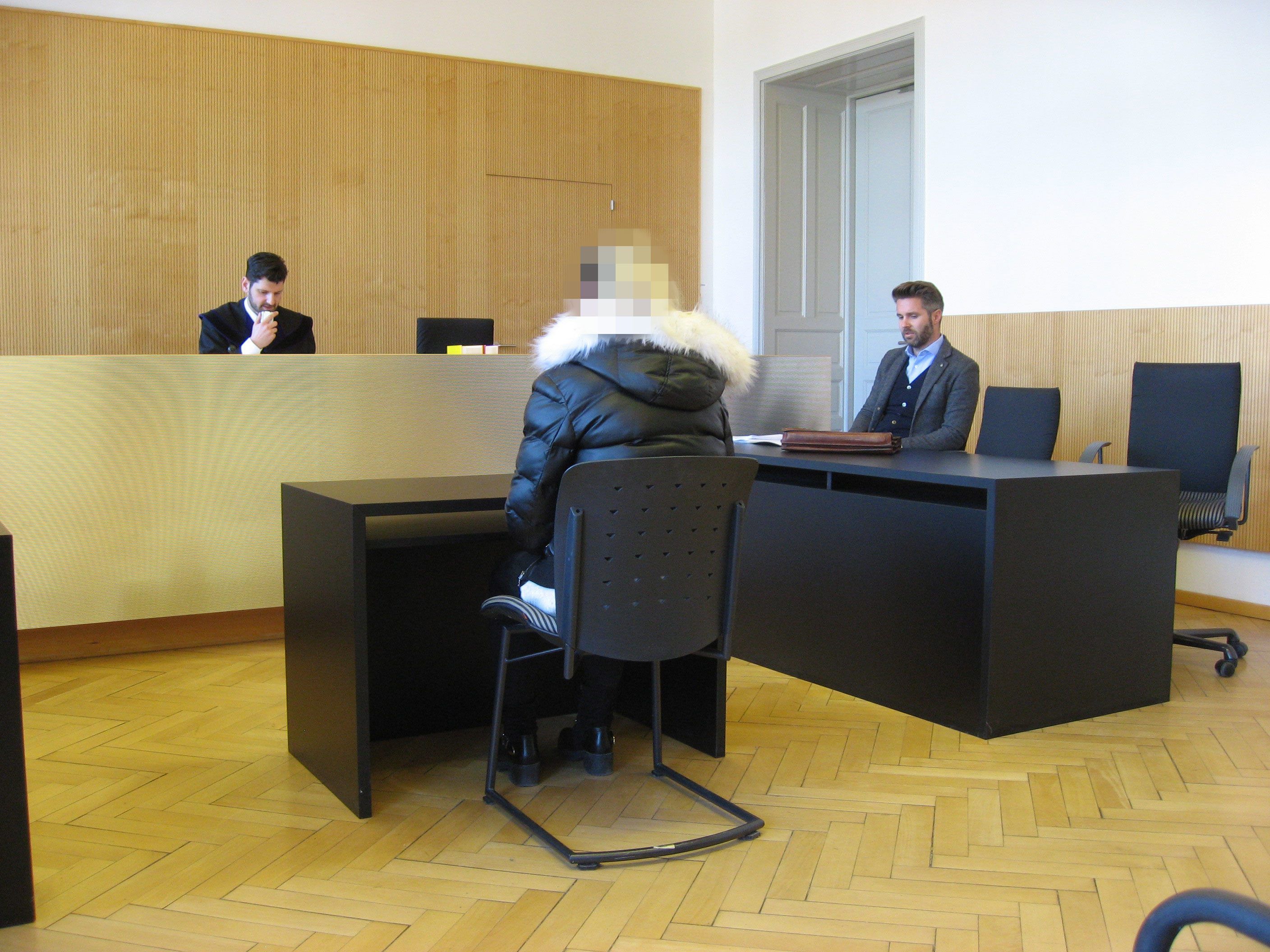 Die 40-Jährige musste sich am Montag vor Gericht verantworten. Die 40-Jährige musste sich am Montag vor Gericht verantworten.