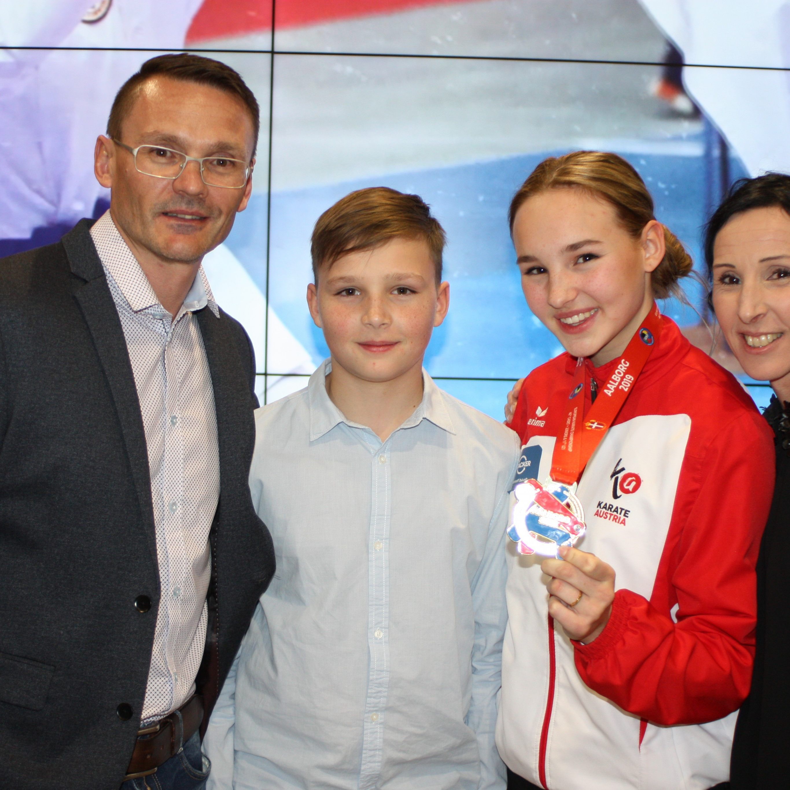 Vater Daniel, Sohn Elias, Hanna und Mutter Karin Devigili