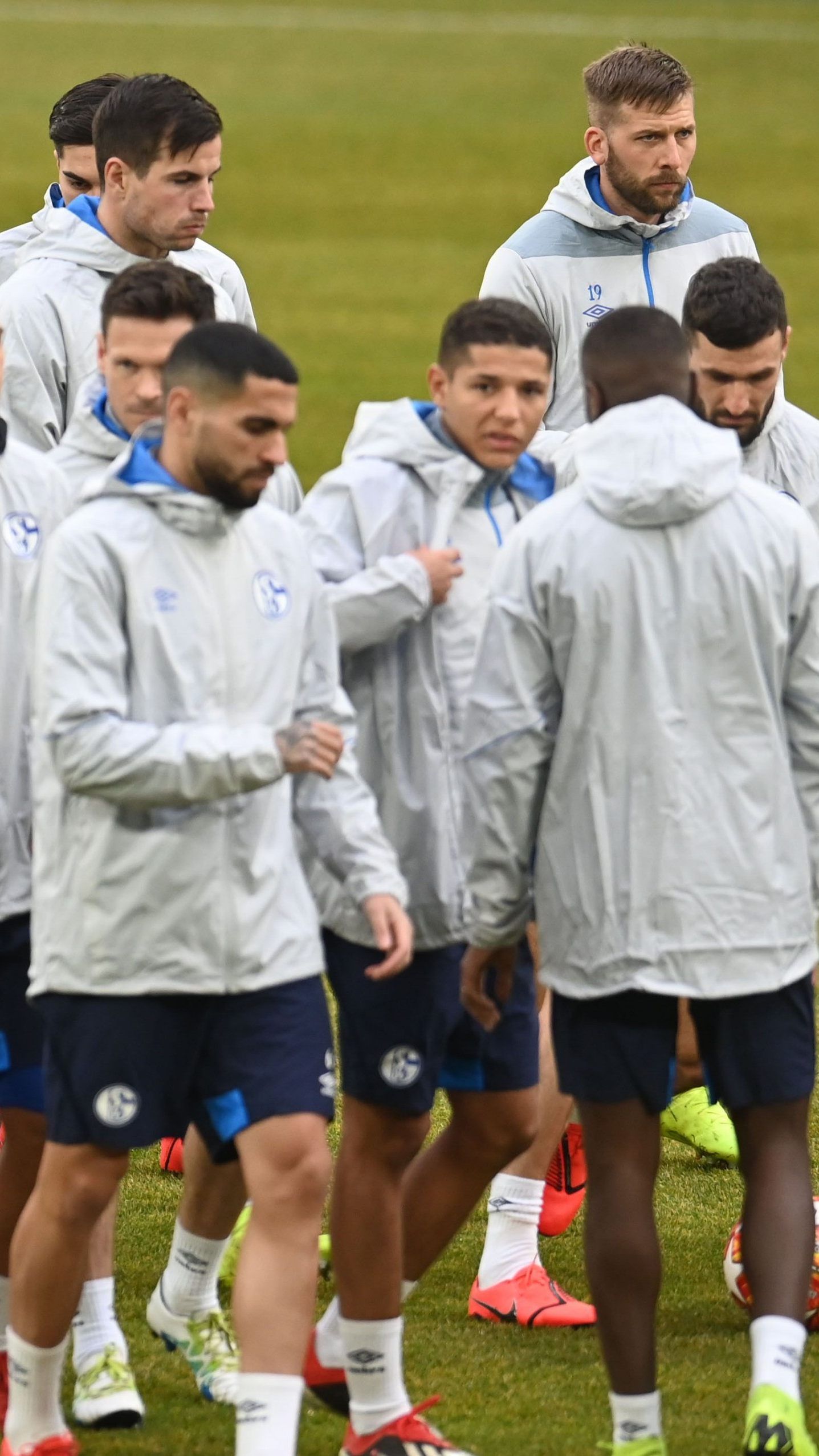 Die Spieler von Schalke 04 erwartet zuhause gegen Manchester City ein echter Kraftakt.