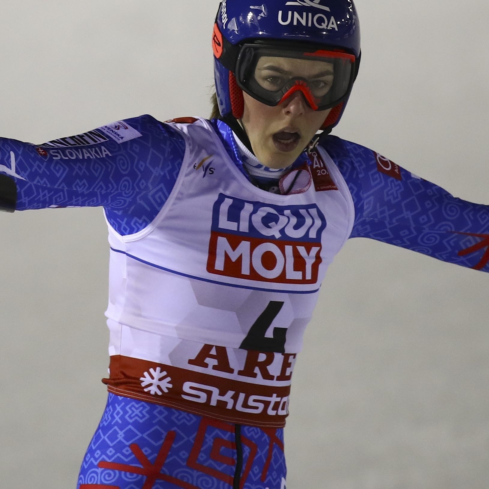 PEtra Vlhova jubelt nach ihrem zweiten Lauf beim WM-Riesentorlauf der Damen in Aare.