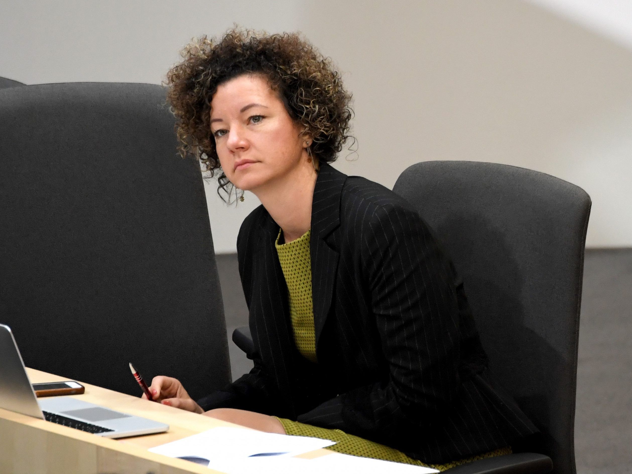 Martha Bißmann empfiehlt die Grünen zu wählen. Martha Bißmann empfiehlt die Grünen zu wählen.