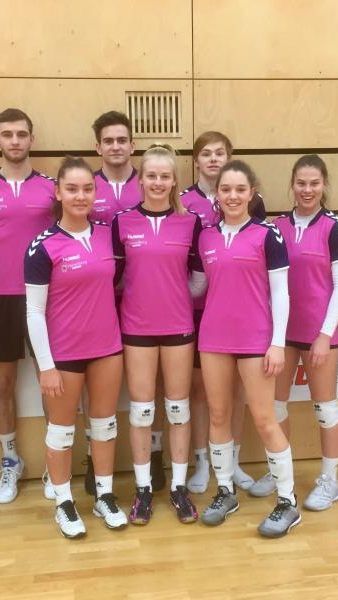 Das Siegerteam vom Sportgymnasium Dornbirn mit Trainerin Charlie Simma