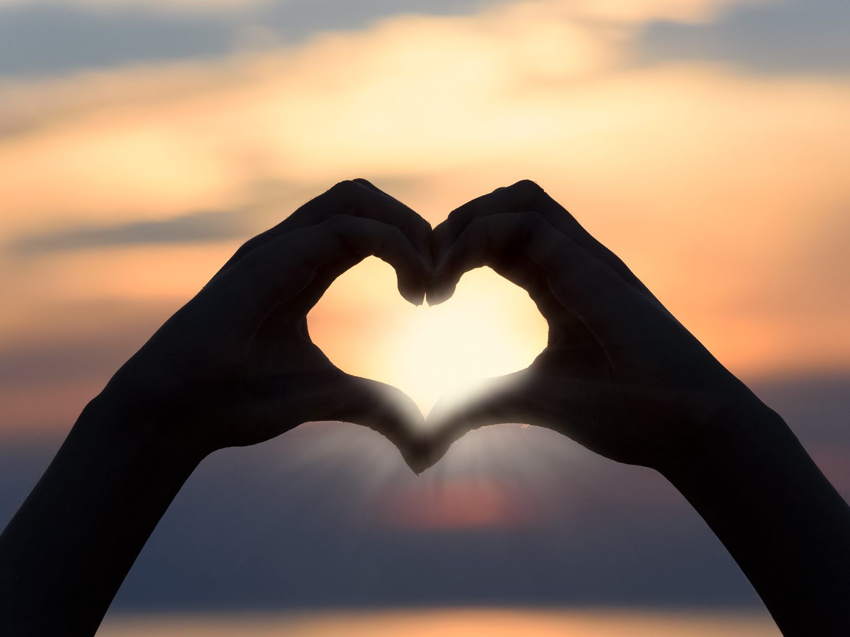 Checkfelix hält ein paar romantische Alternativen für den Valentinstag bereit. Checkfelix hält ein paar romantische Alternativen für den Valentinstag bereit.