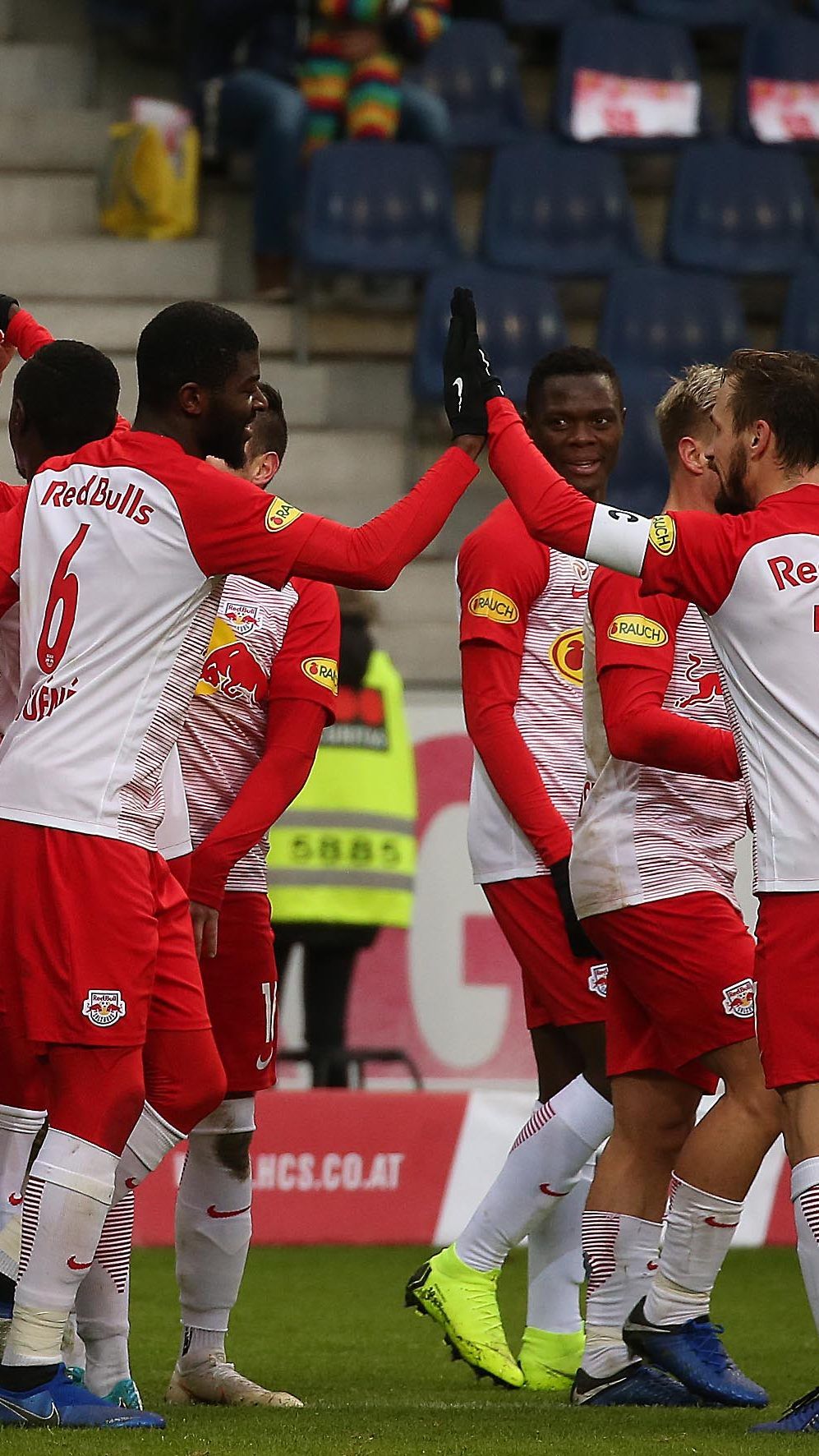 Hier sehen Sie das Match Brügge gegen RB Salzburg live.