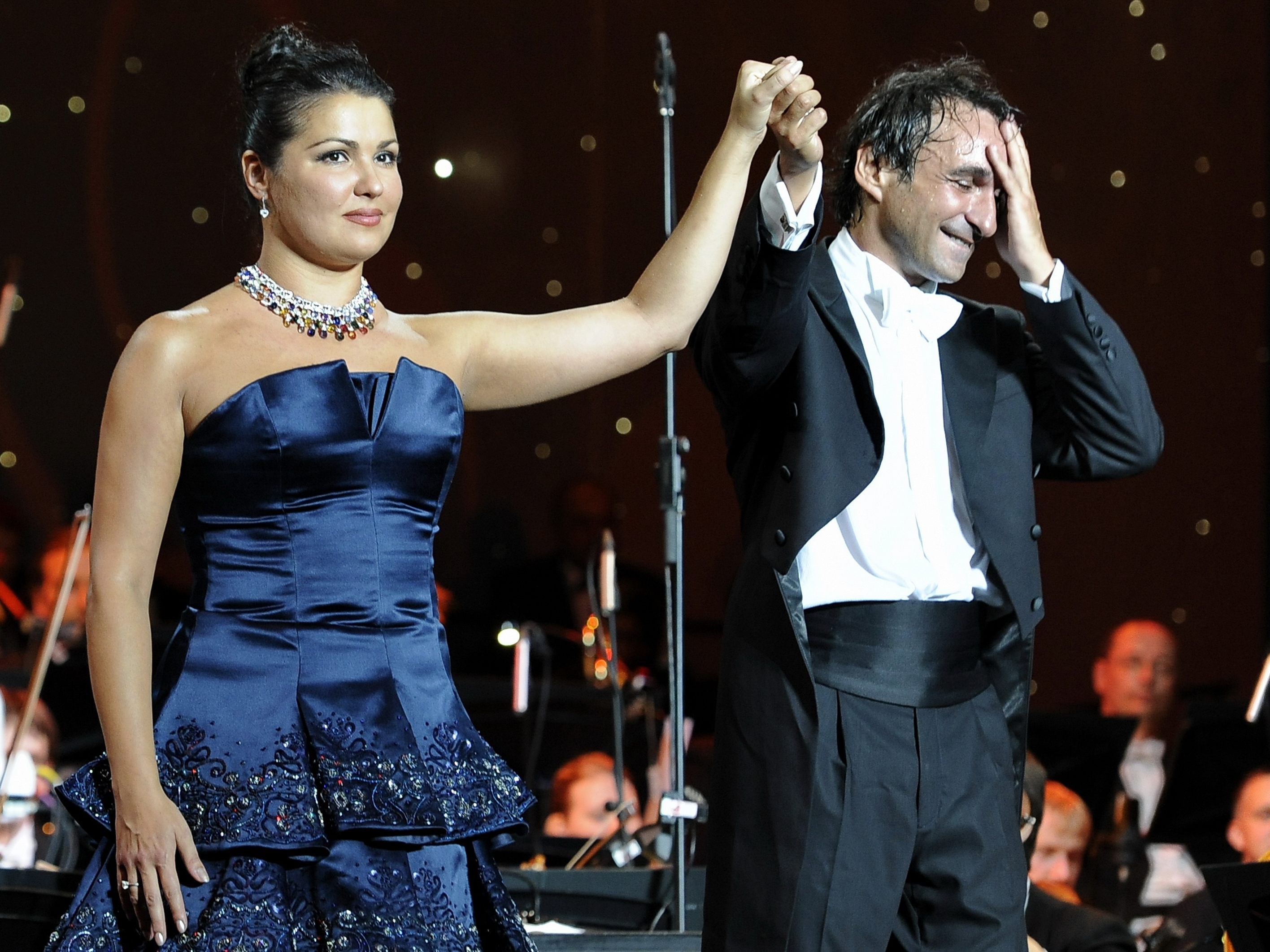 Anna Netrebeko und Dirigent Marco Armiliato eröffnen den Opernball 2019.