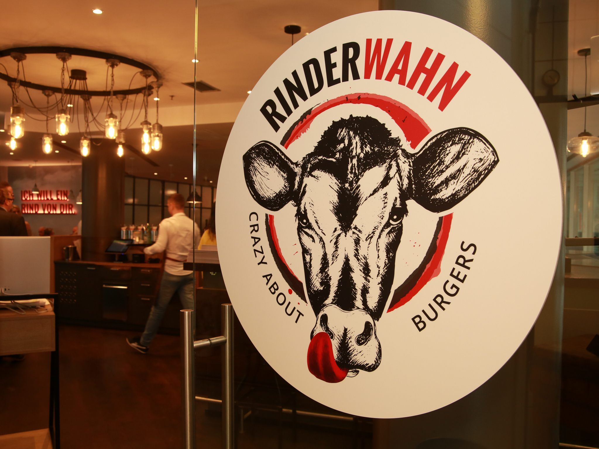Der dritte Rinderwahn in Wien eröffnet in der Praterstraße 31. Der dritte Rinderwahn in Wien eröffnet in der Praterstraße 31.